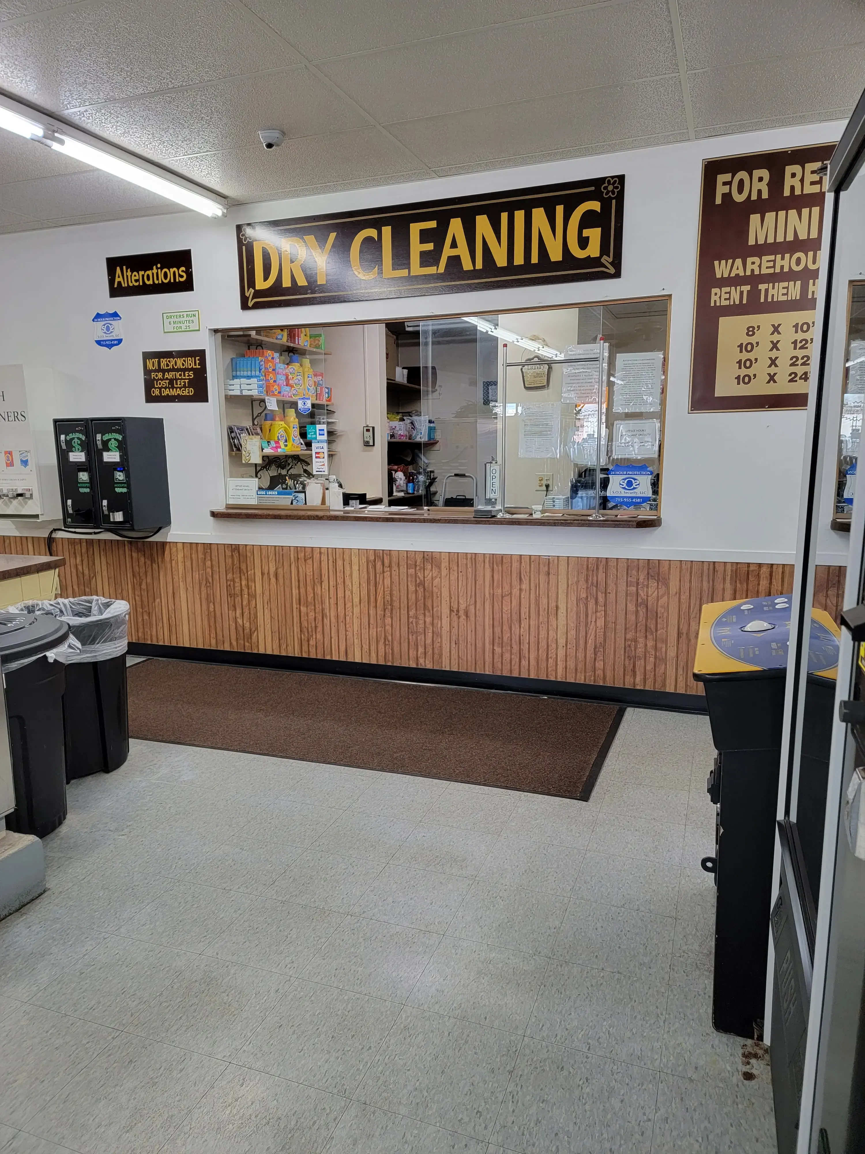 Queens Laundromat - Image 4