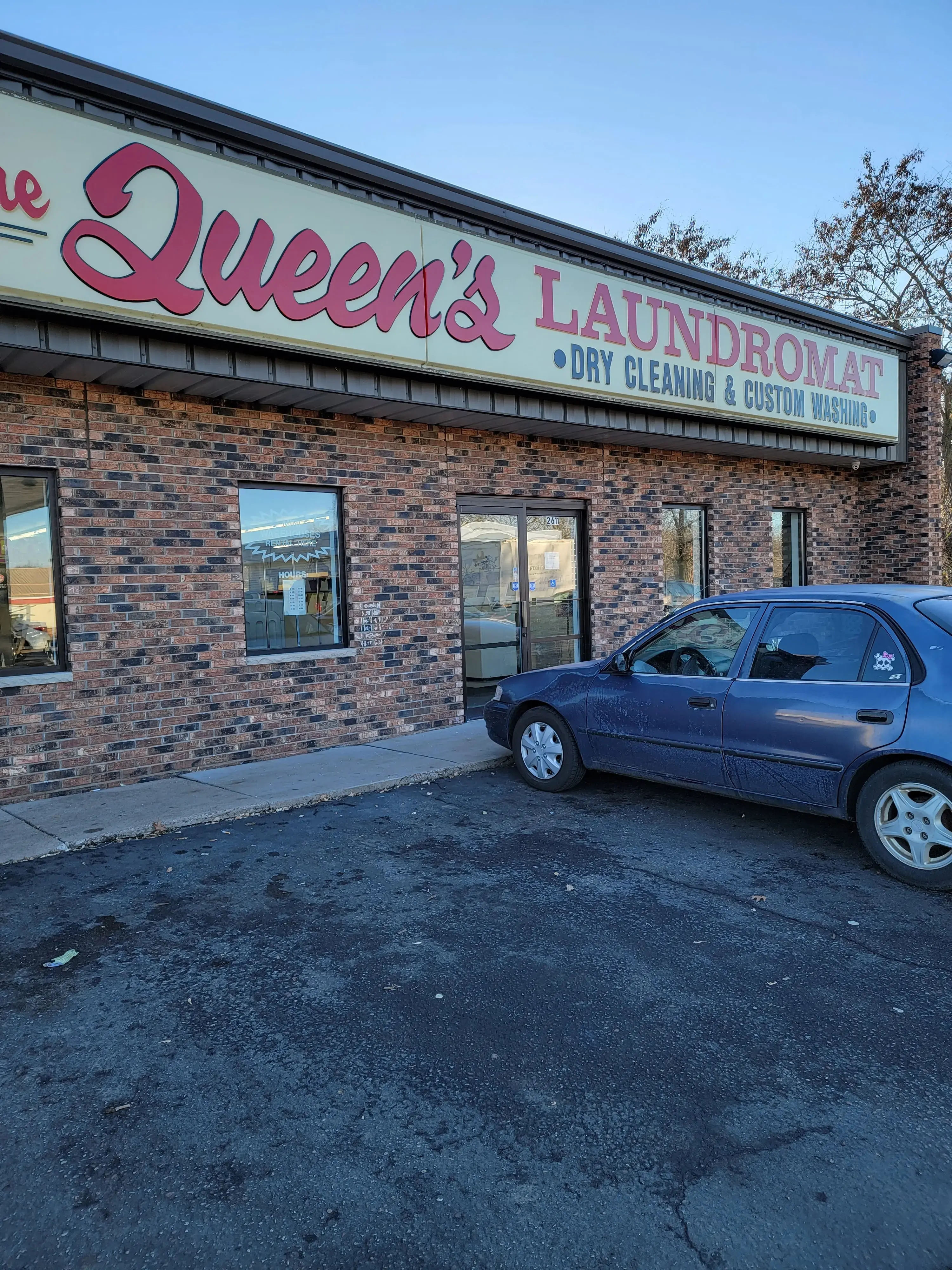 Queens Laundromat thumbnail 14
