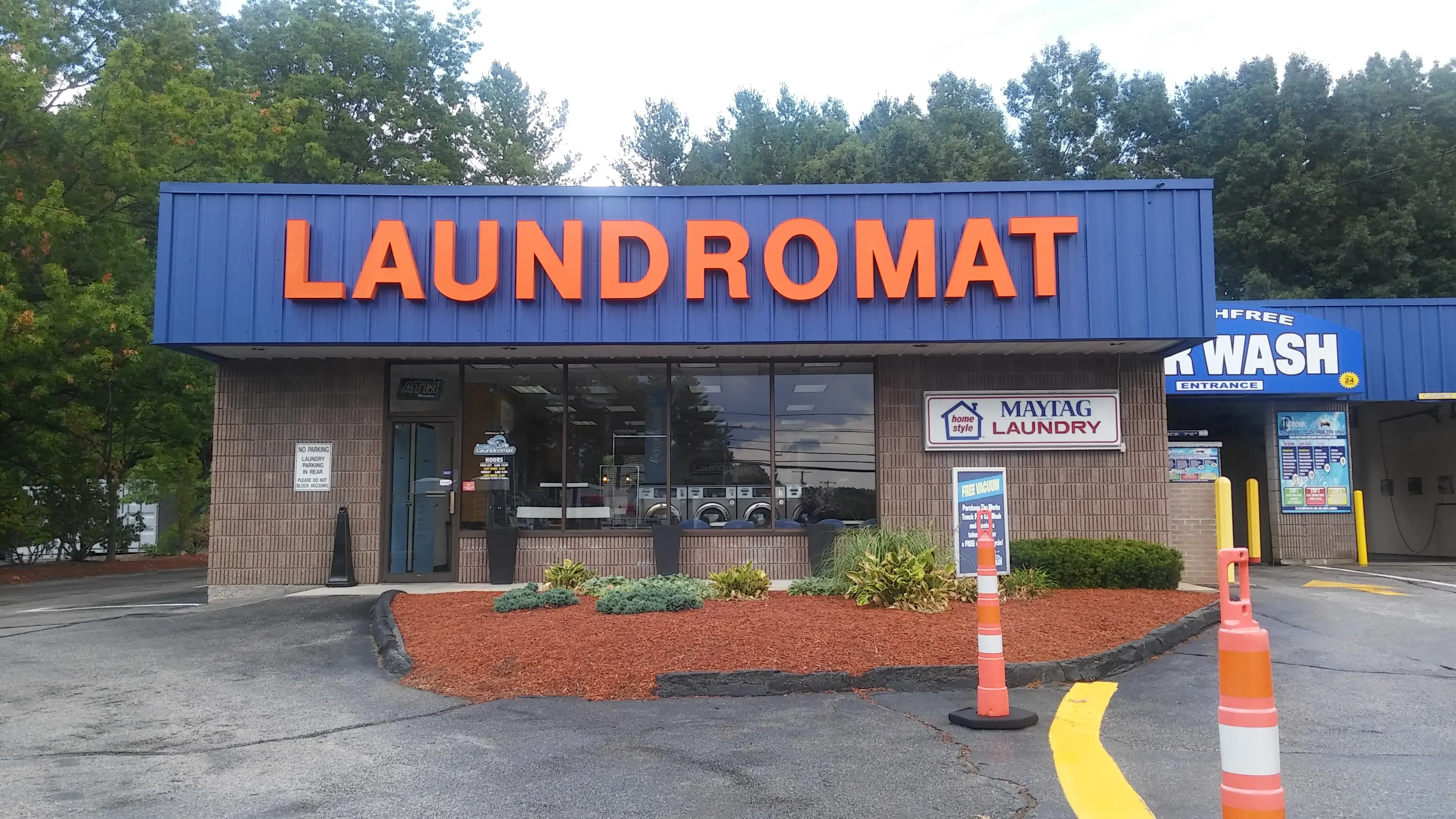 Quick and Clean Laundromat thumbnail 3