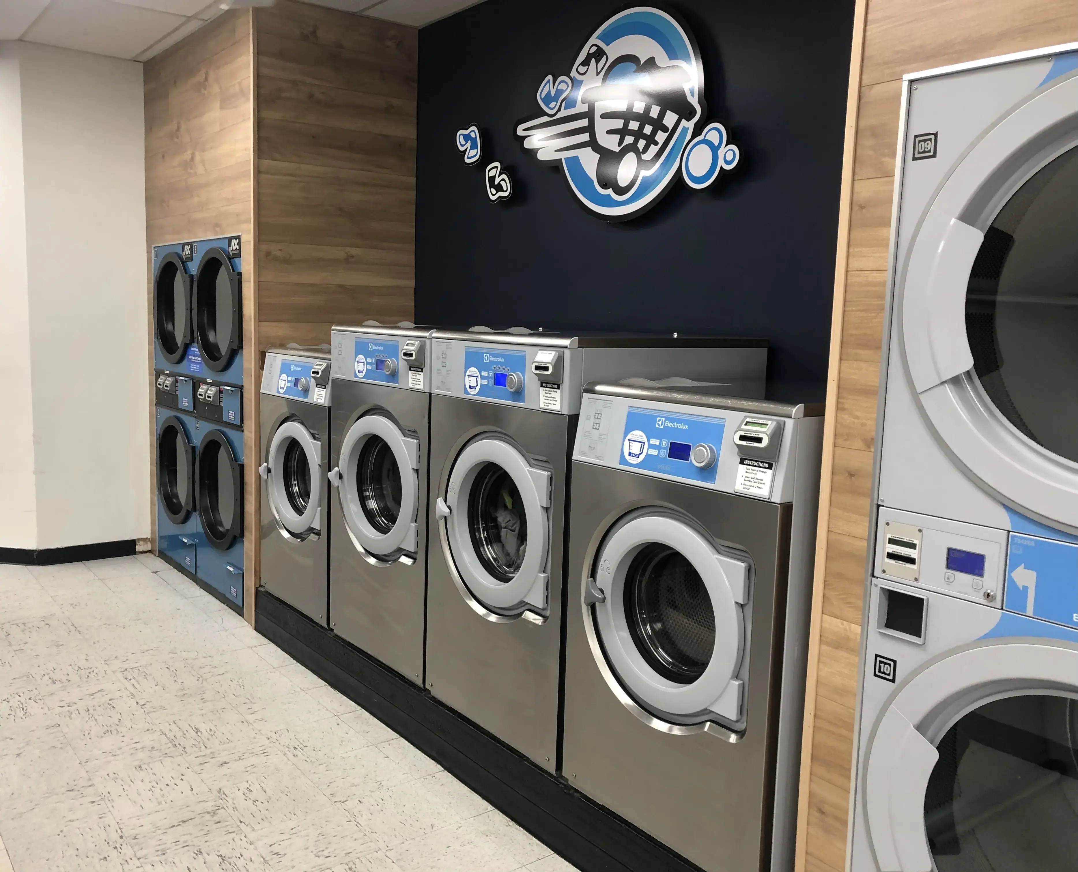 Quick and Clean Laundromat - Image 1