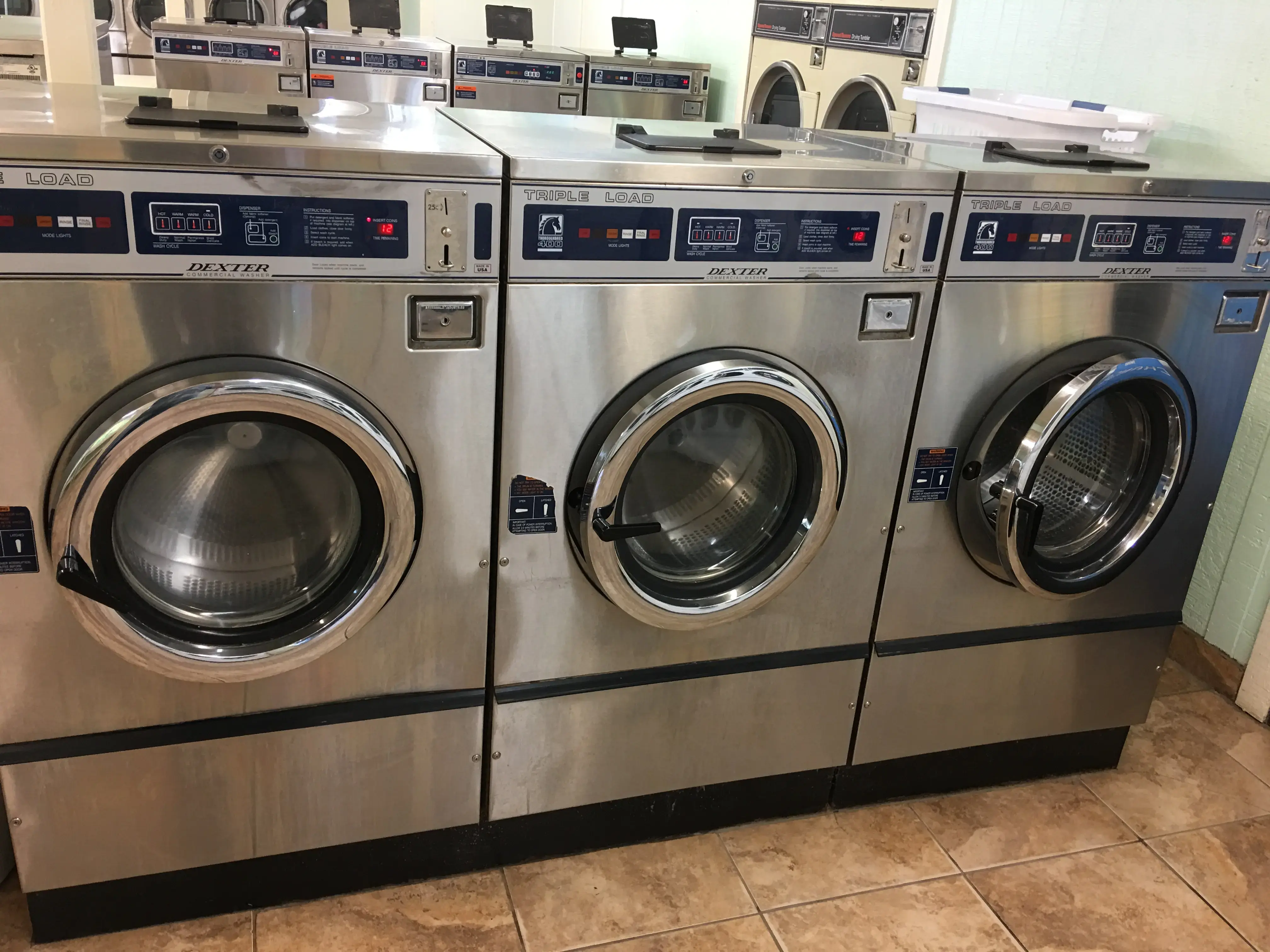 Quick Clean Coin-Opt Laundromat thumbnail 9