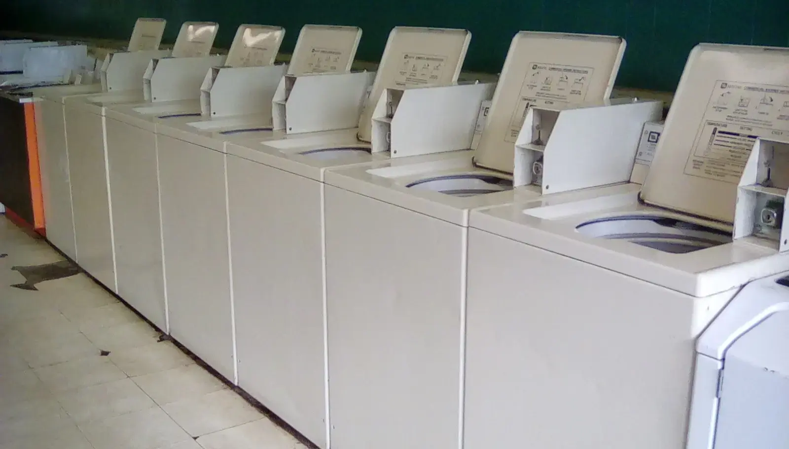 Quick Clean Laundry Appleton thumbnail 12
