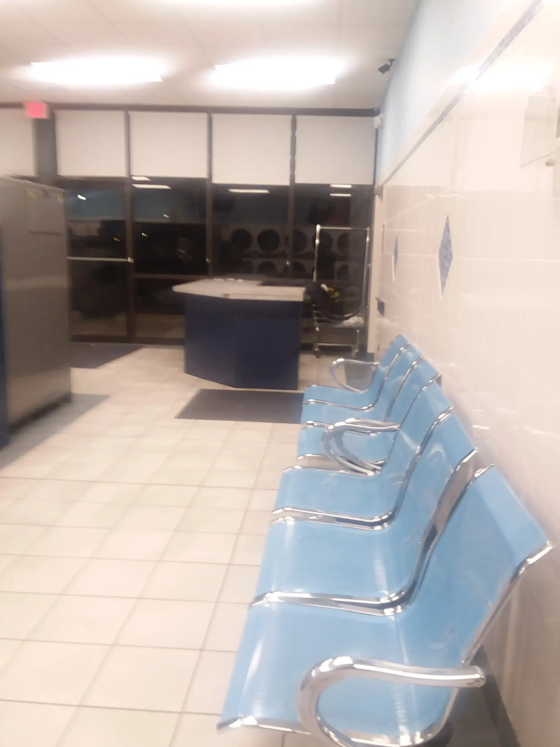 Quick Cycle Laundromat - Image 14