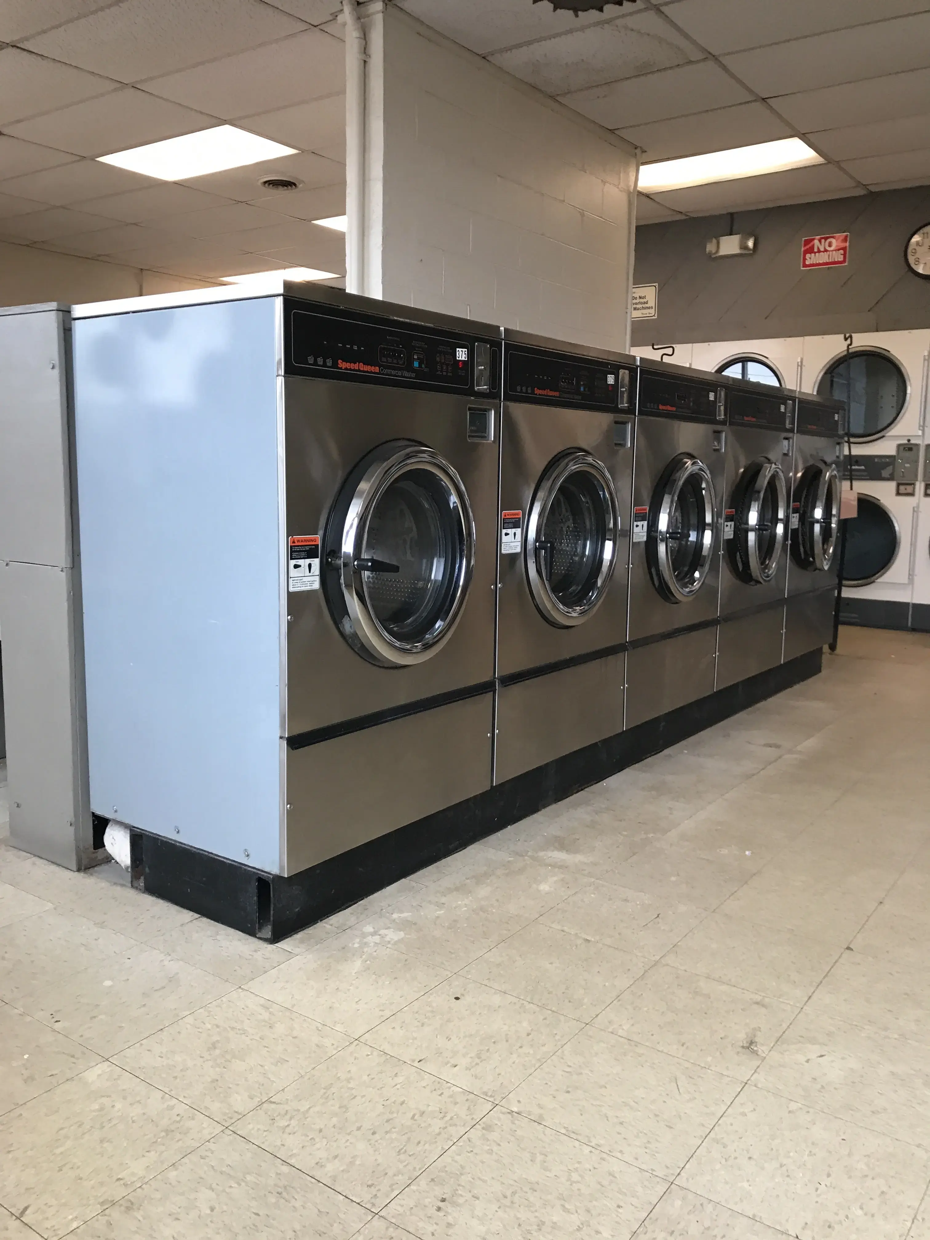 Quick-N-EZ Coin Laundry - Image 6