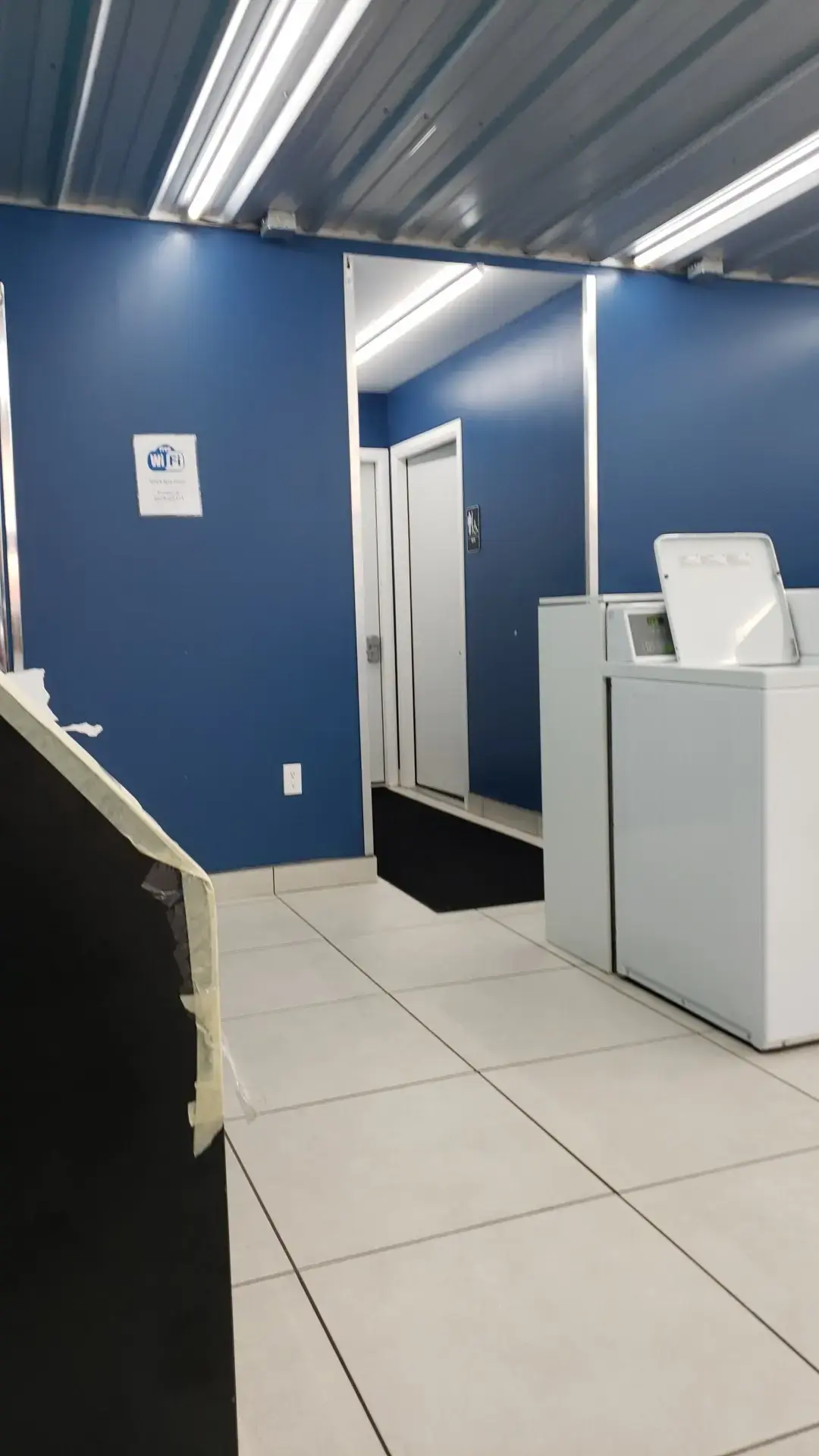 Quick Spin Laundromat - Image 9