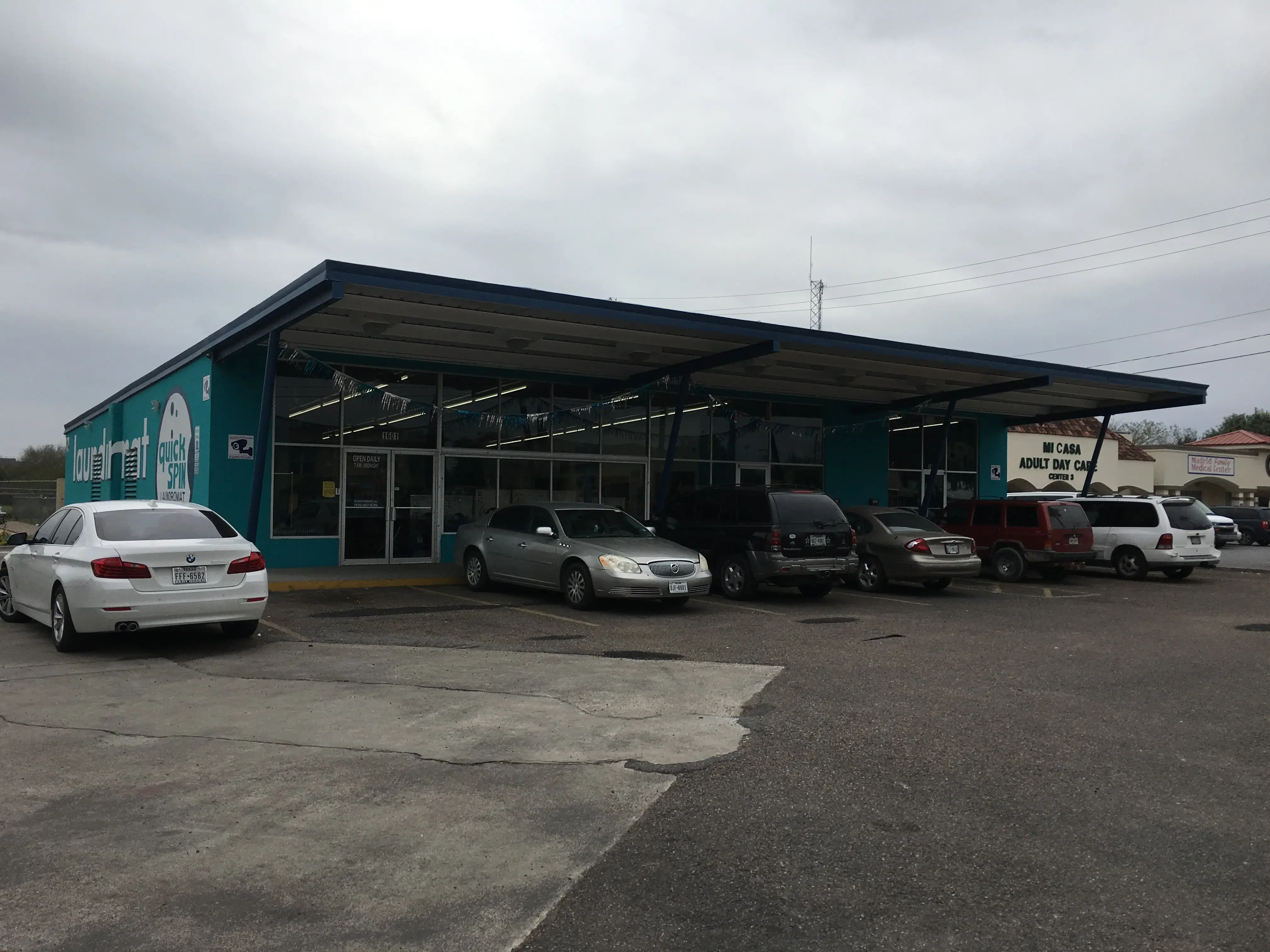 Quick Spin Laundromat - Image 8