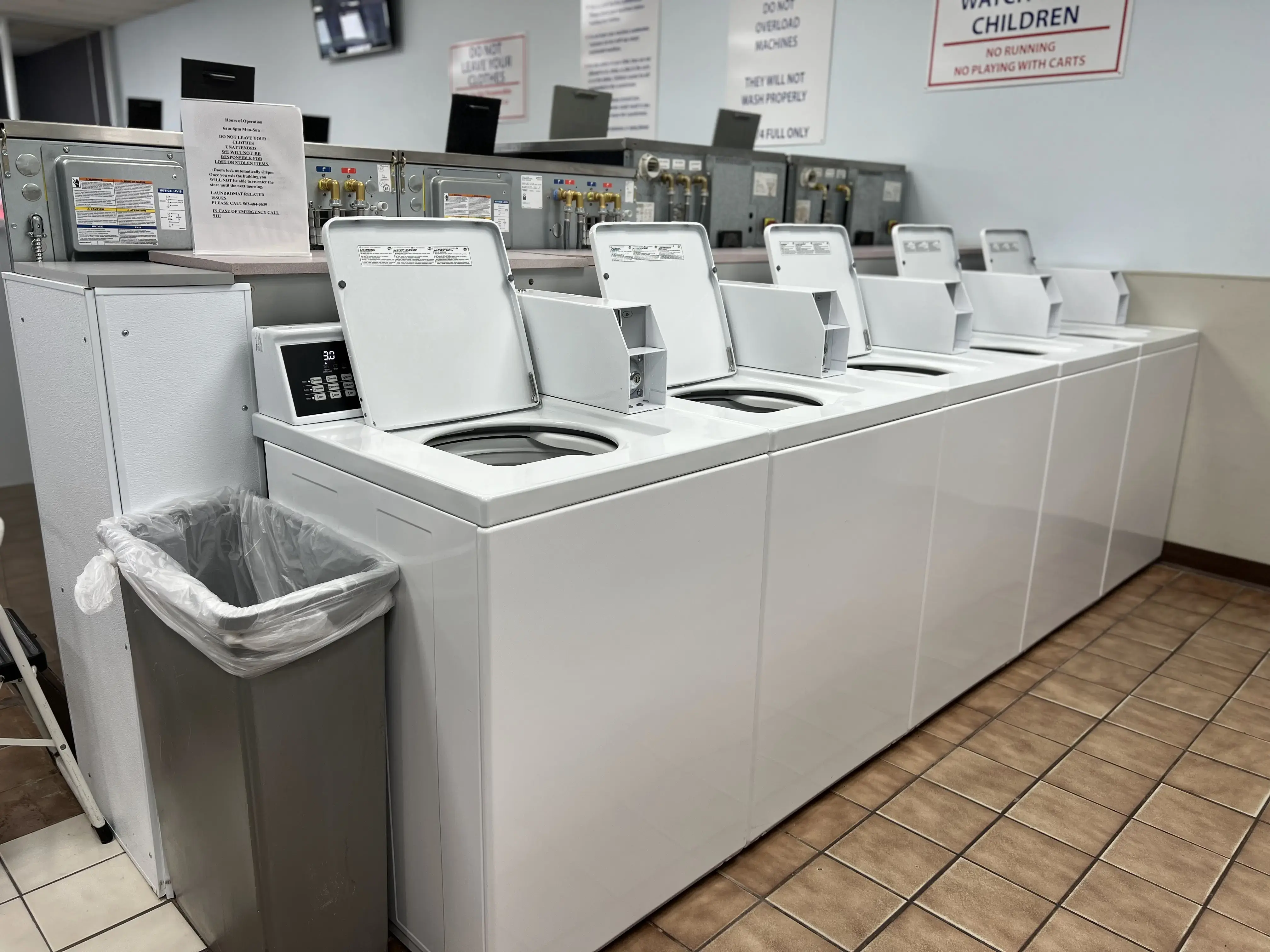 Quick Wash Coin Laundry Iowa thumbnail 3