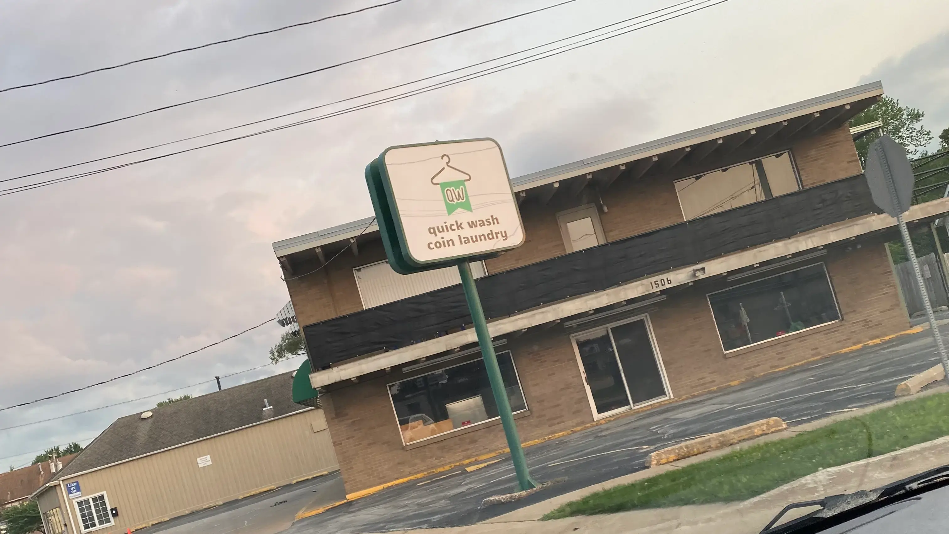 Quick Wash Coin Laundry - Image 2