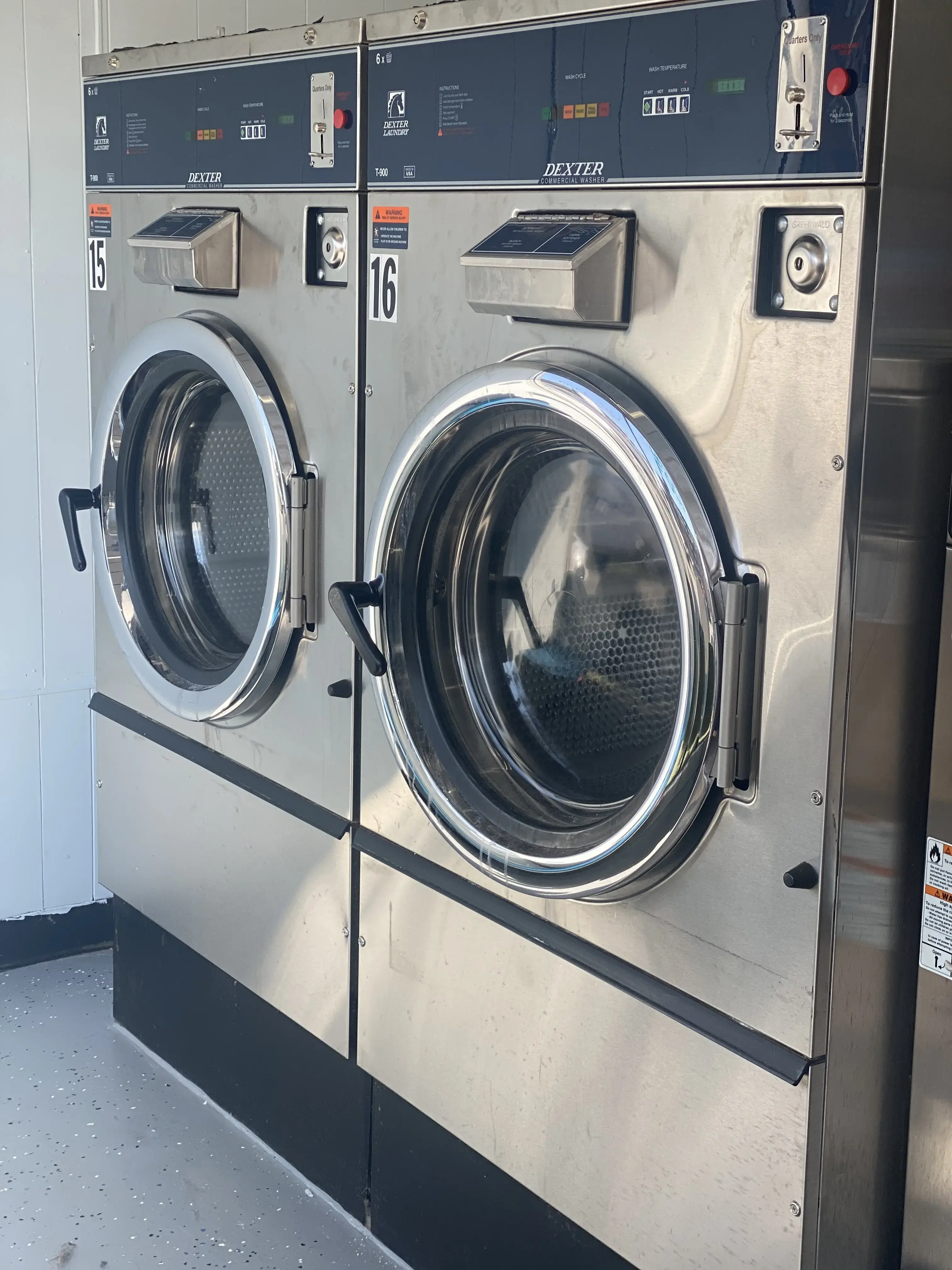 Quick Wash Des Plaines thumbnail 8