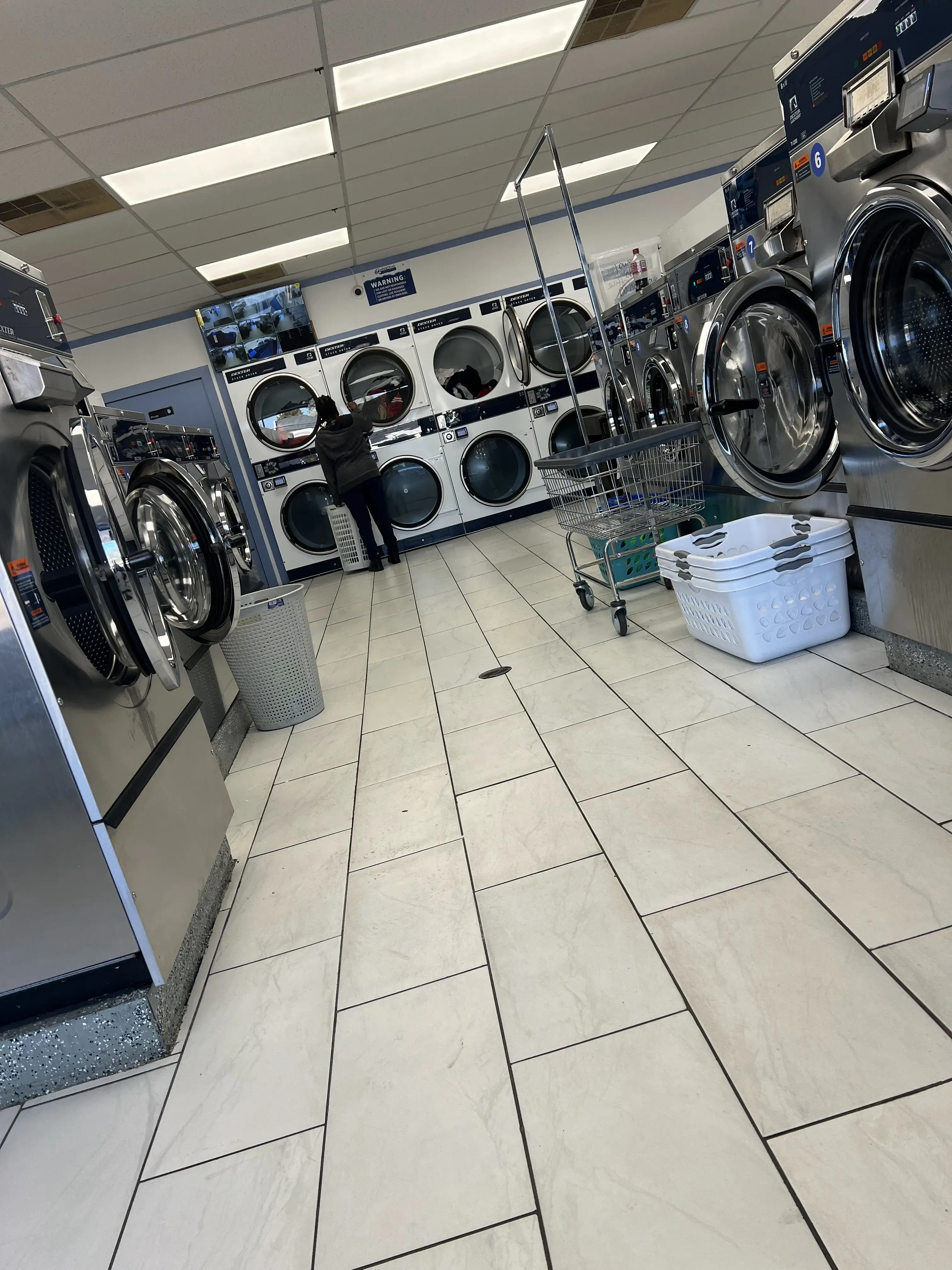Quick Wash Laundromat thumbnail 17