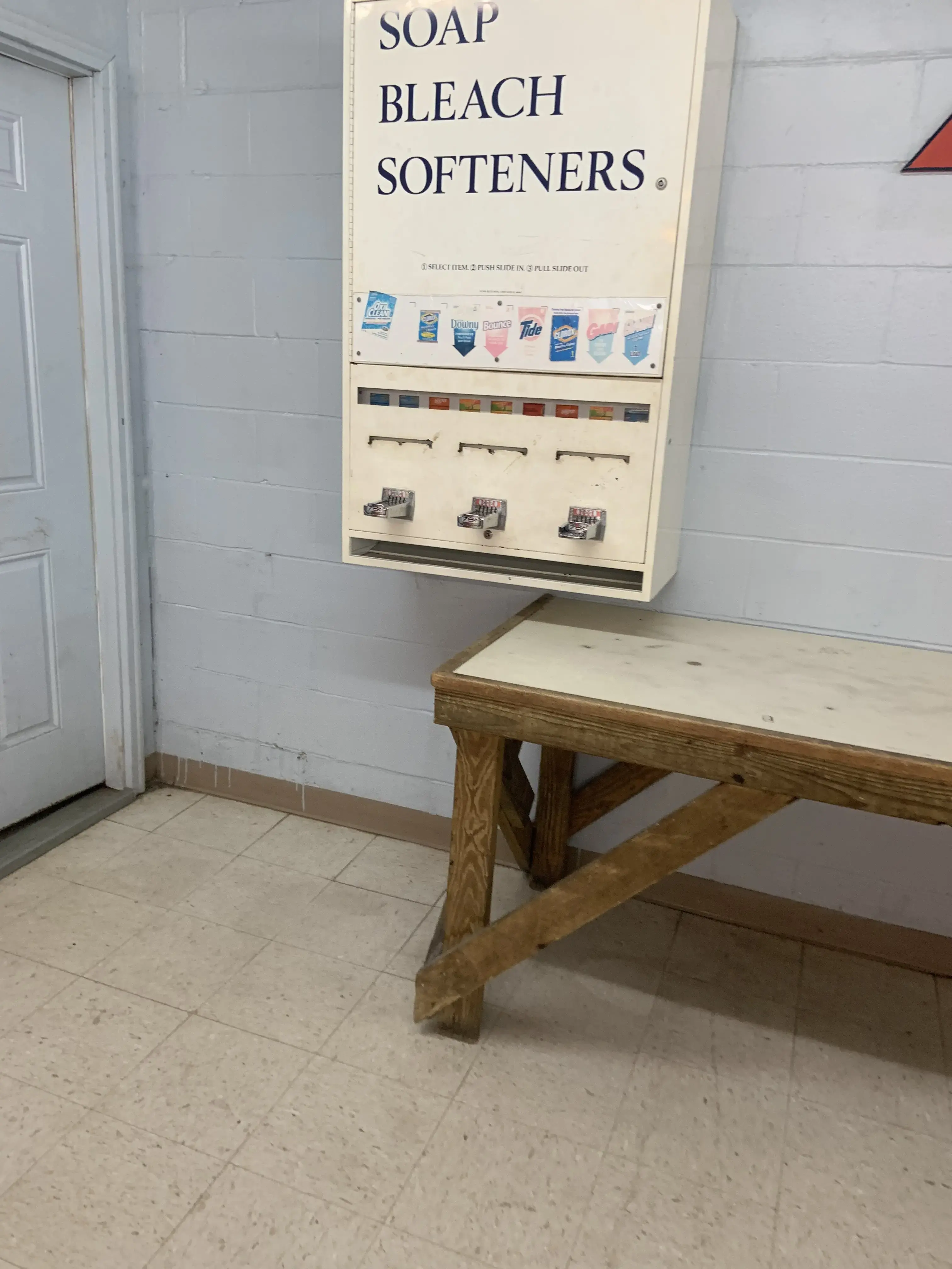 Quick Wash Laundromat thumbnail 5