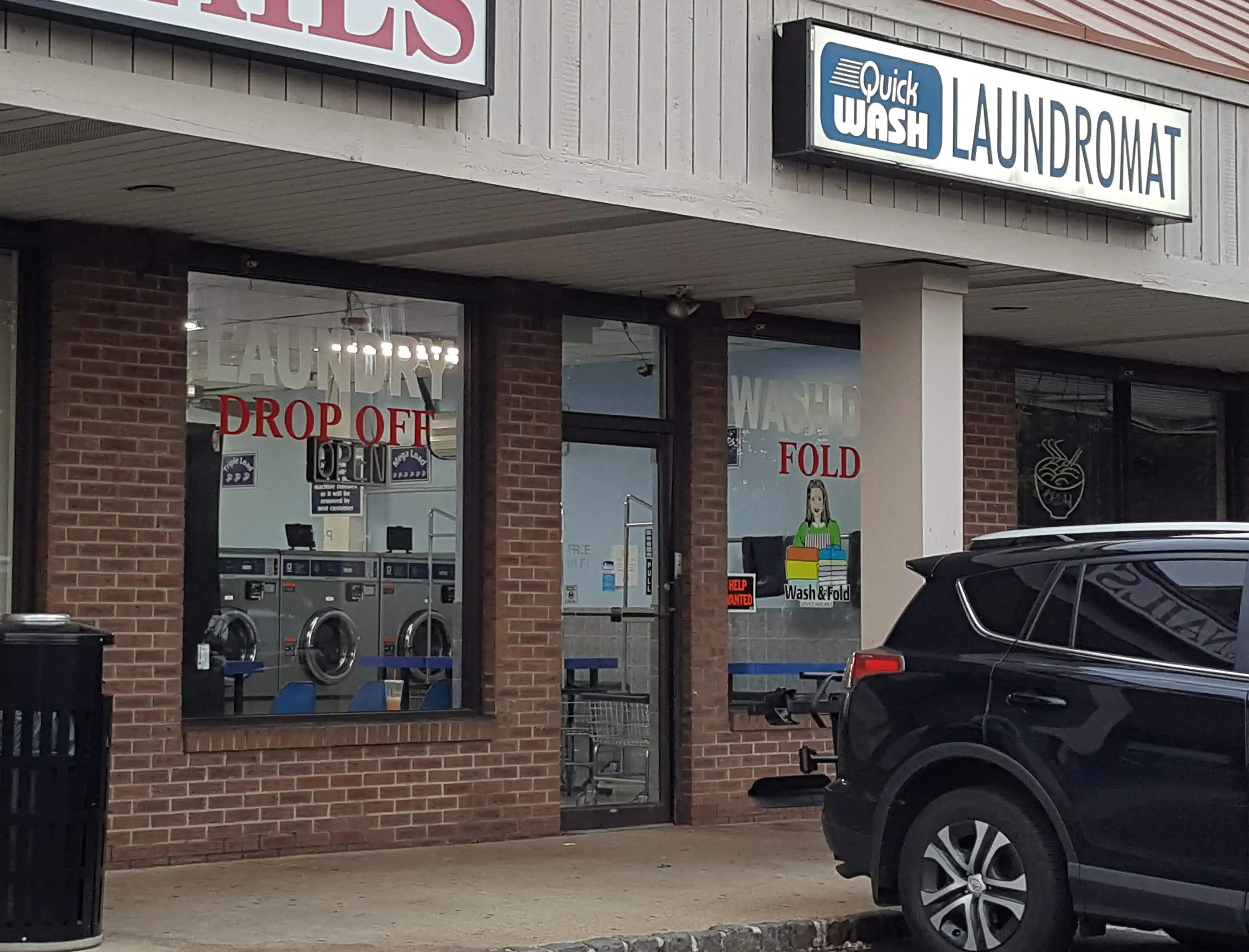 Quick Wash Laundromat - Image 2