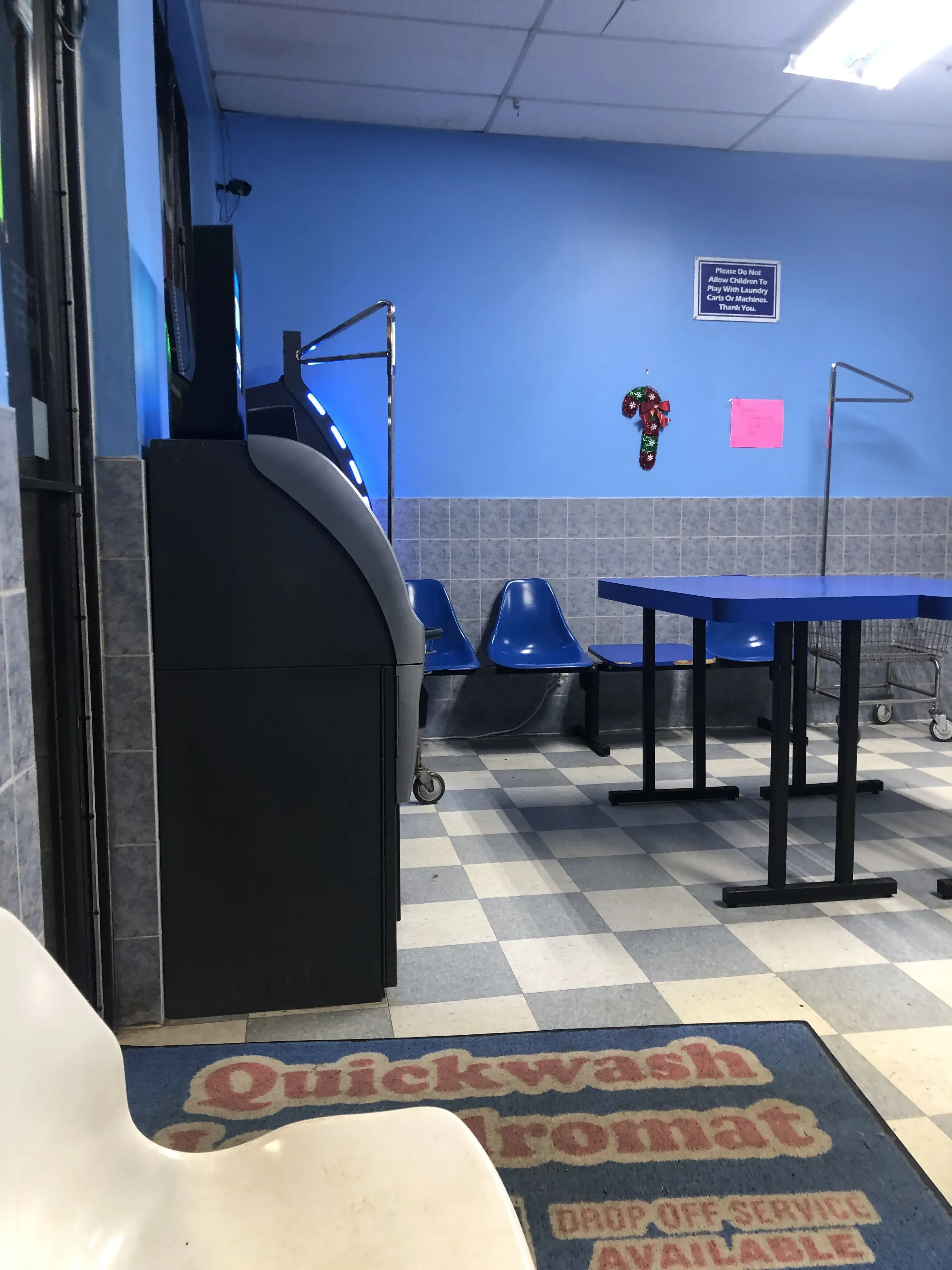 Quick Wash Laundromat thumbnail 18