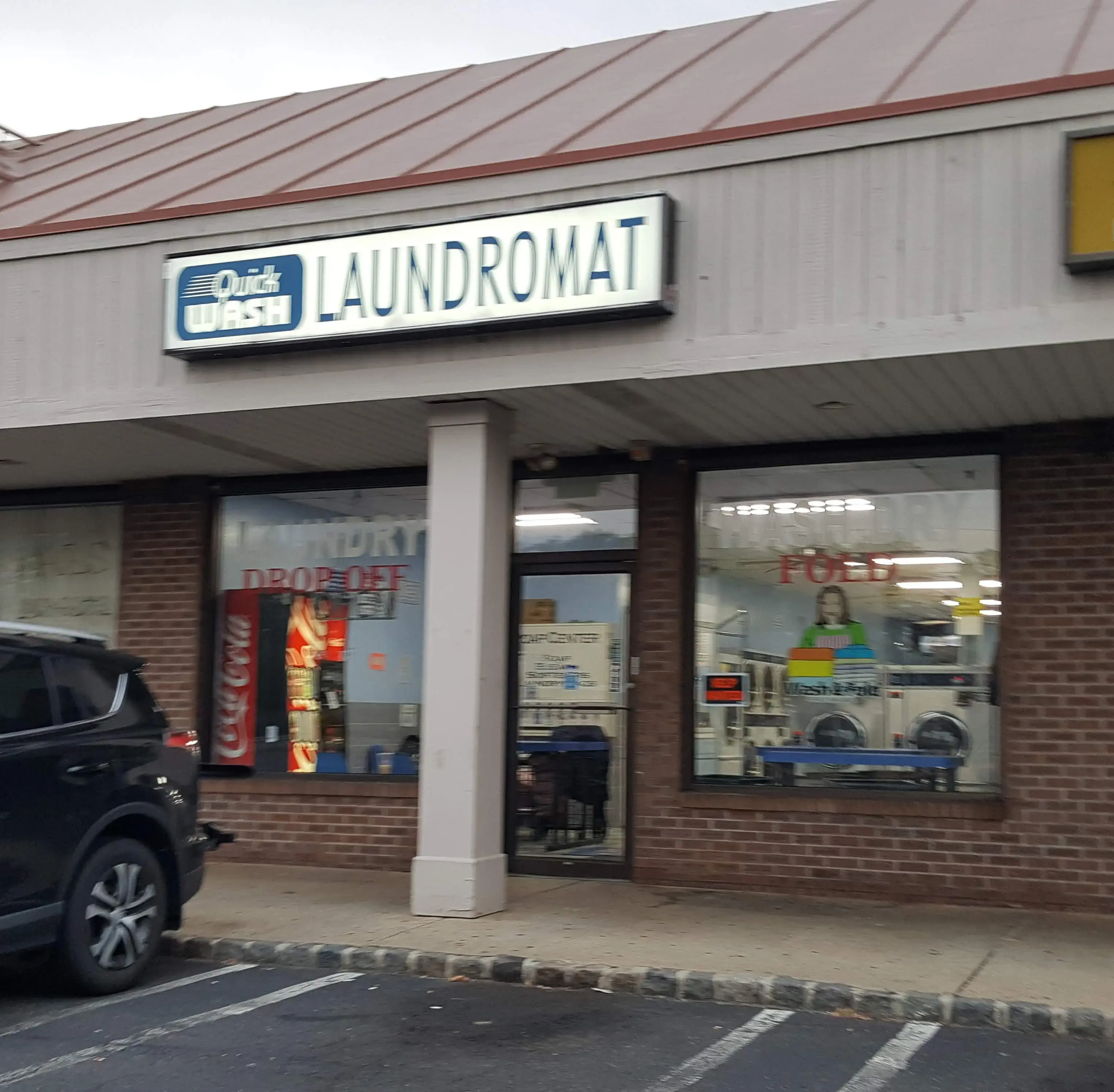 Quick Wash Laundromat thumbnail 9
