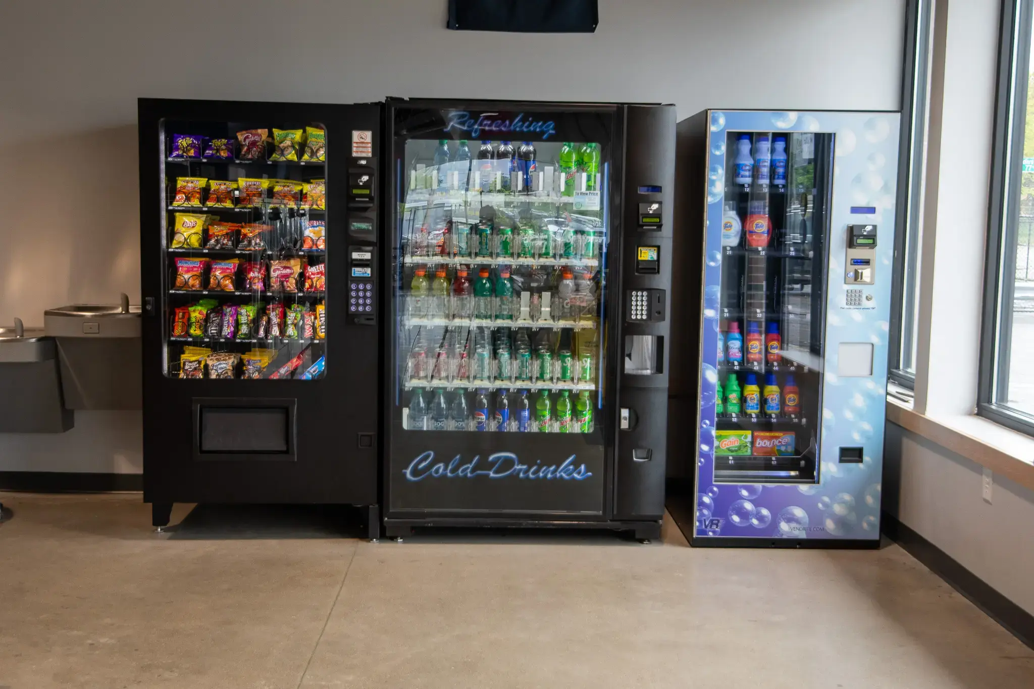Quick Wash Laundromats on Villard - Image 5