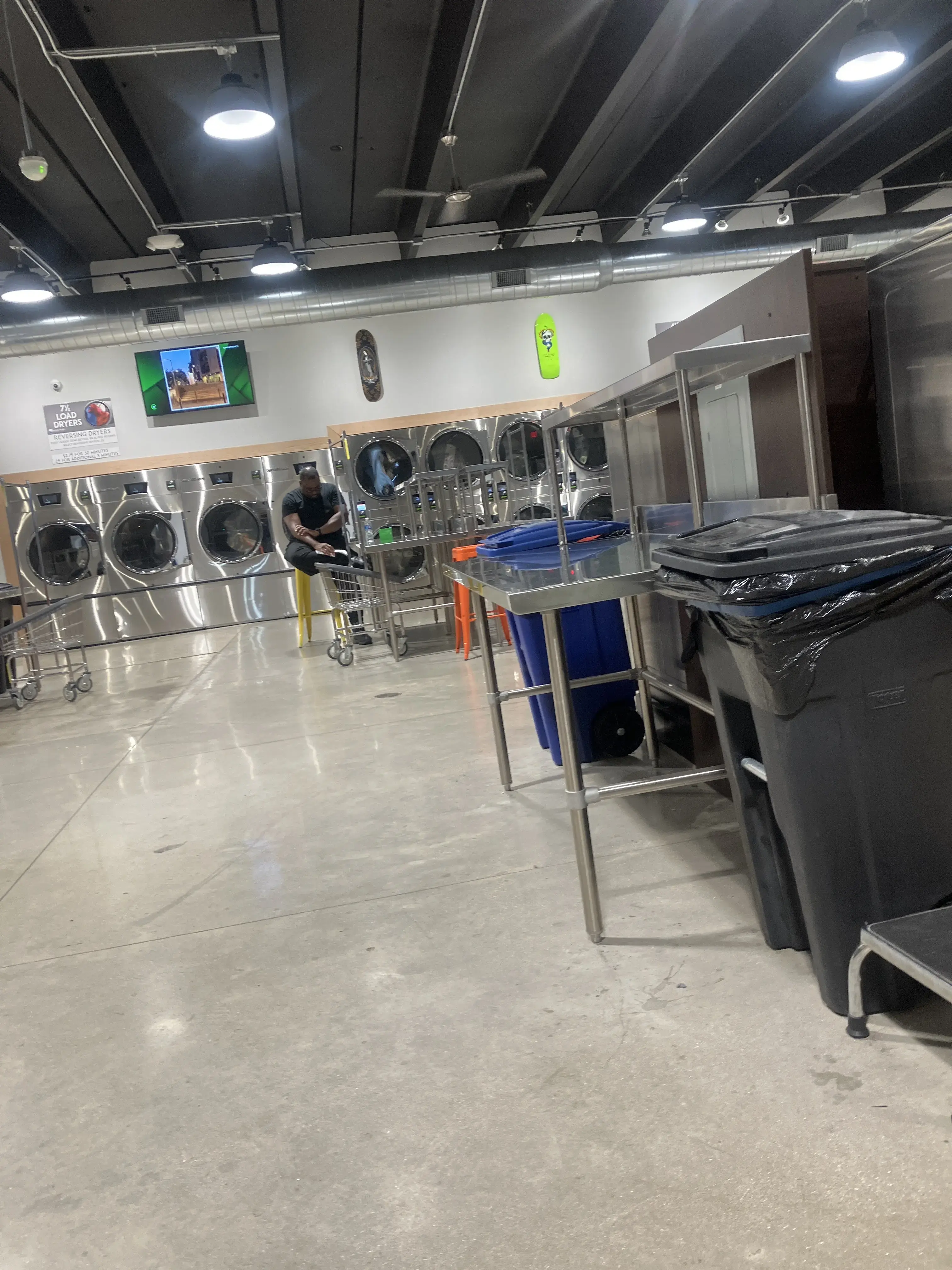 Quick Wash Laundromats on Villard thumbnail 13