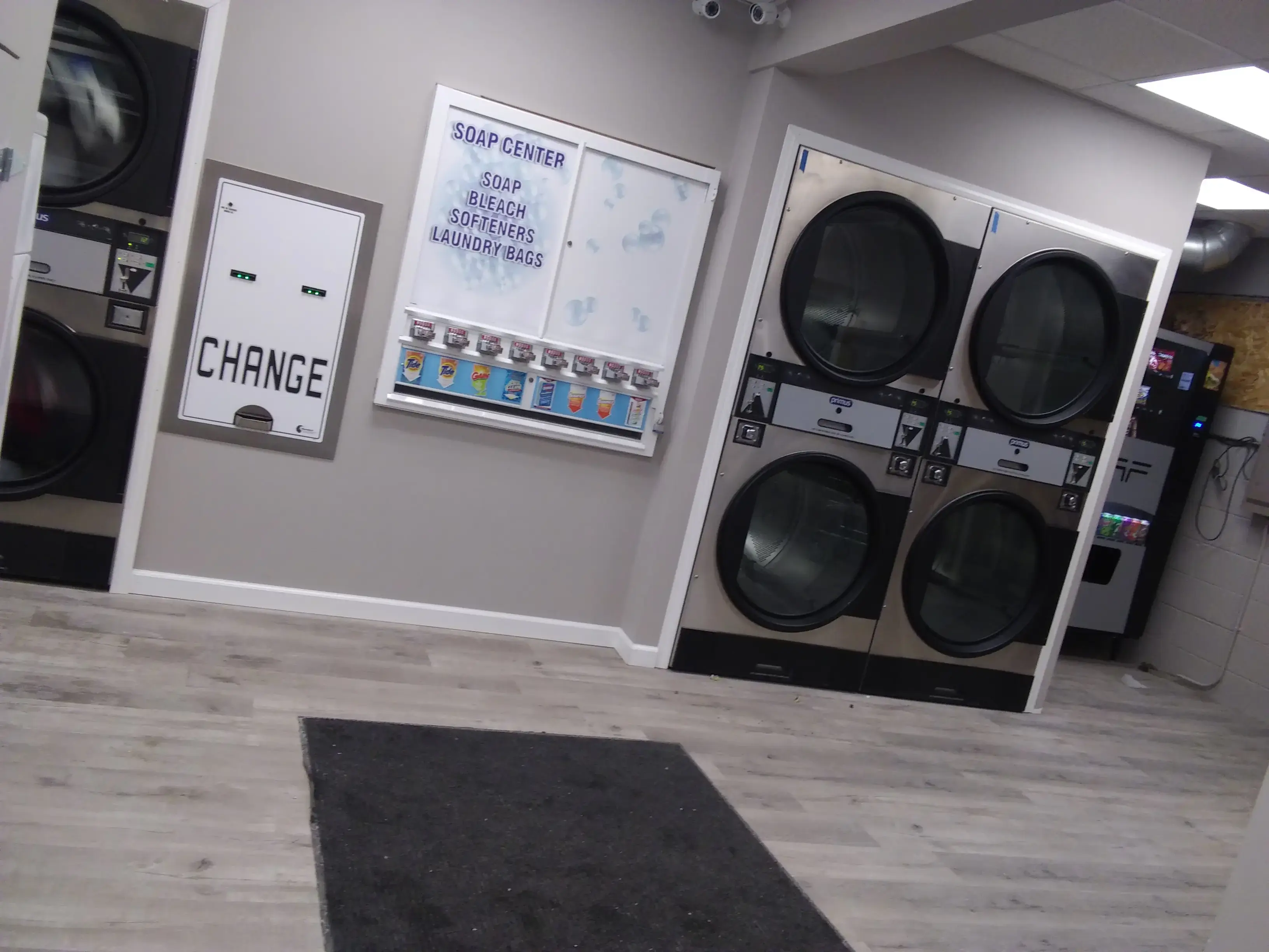Quickclean Laundromat thumbnail 6