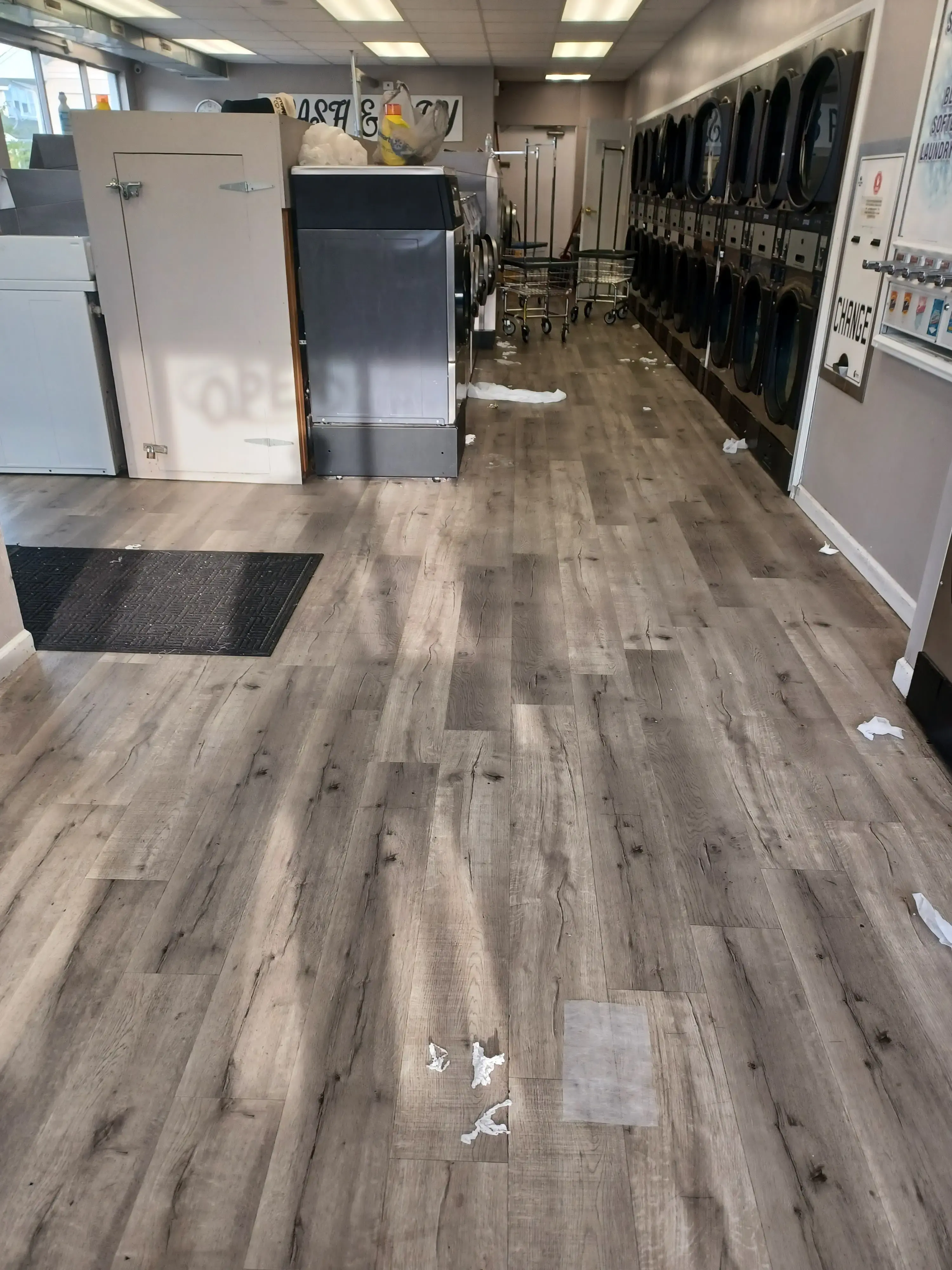 Quickclean Laundromat - Image 7