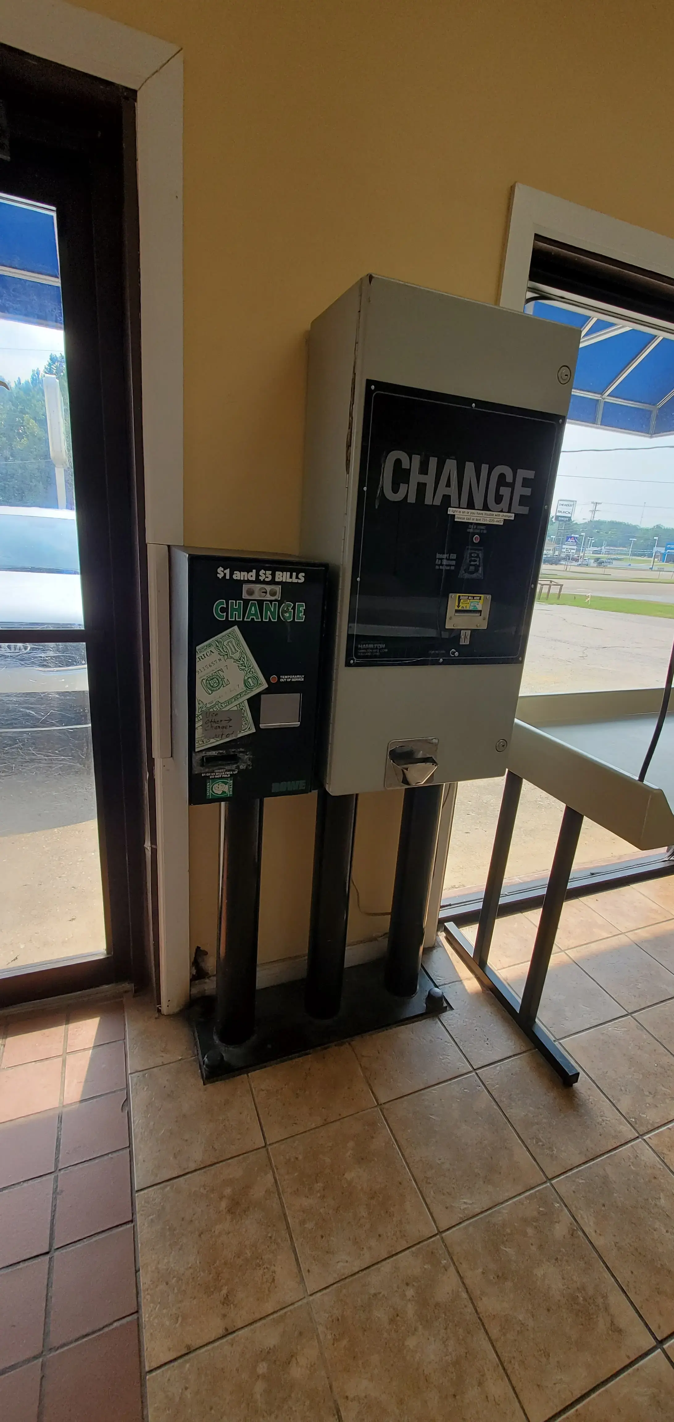 Quickwash Coin Laundry - Image 14