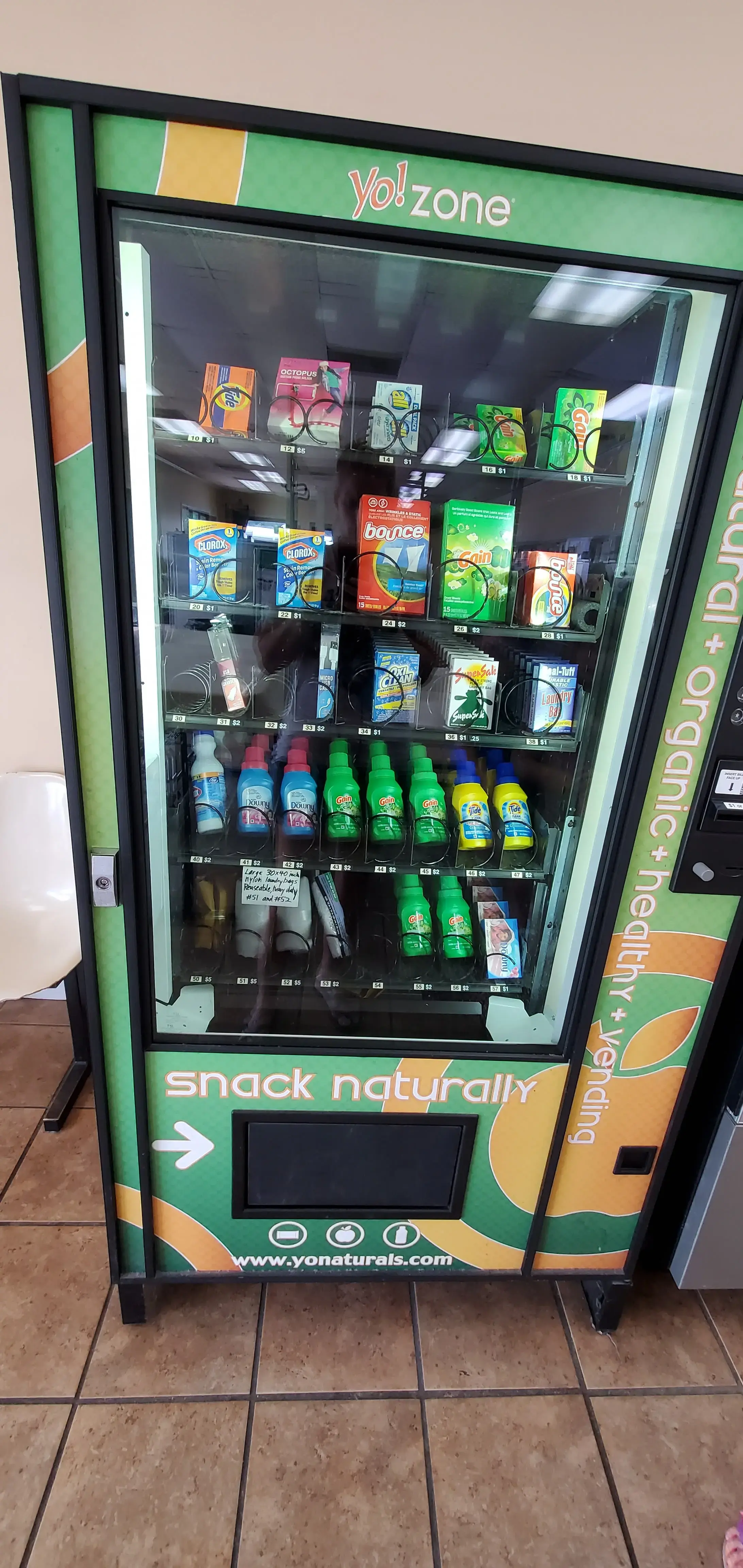 Quickwash Coin Laundry thumbnail 13