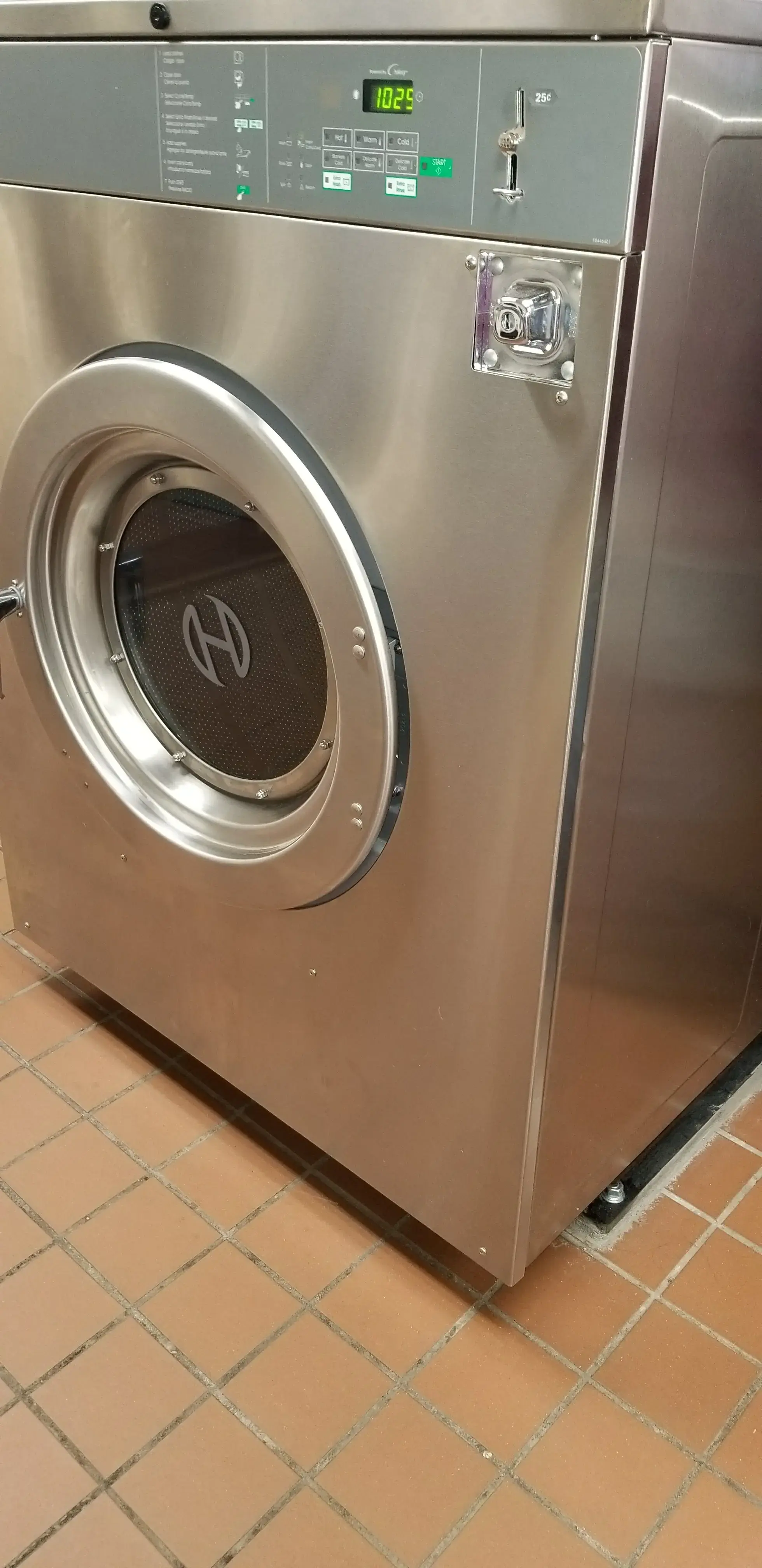 Quickwash Coin Laundry thumbnail 7