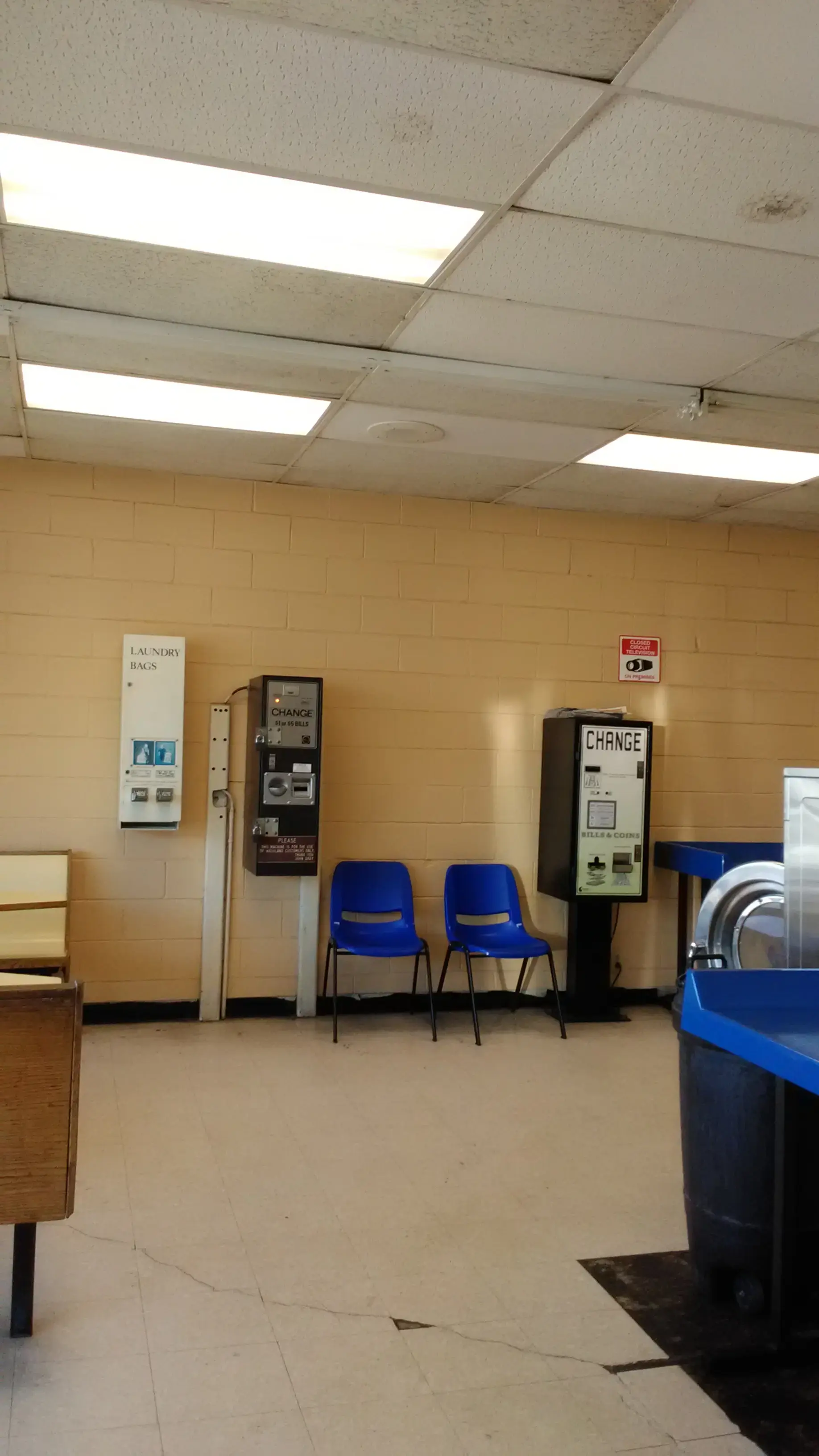 Quickwash Coin Laundry thumbnail 3