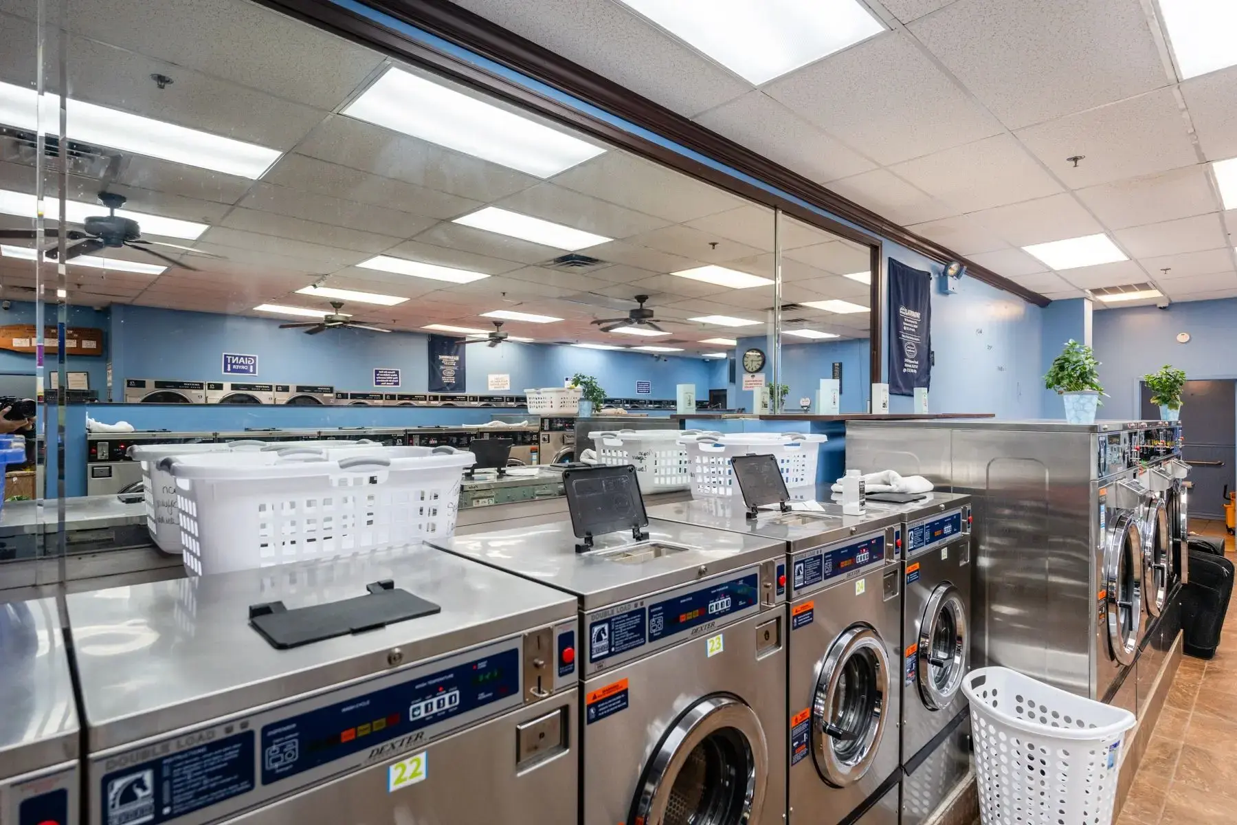 Quickwash laundromat - Image 7