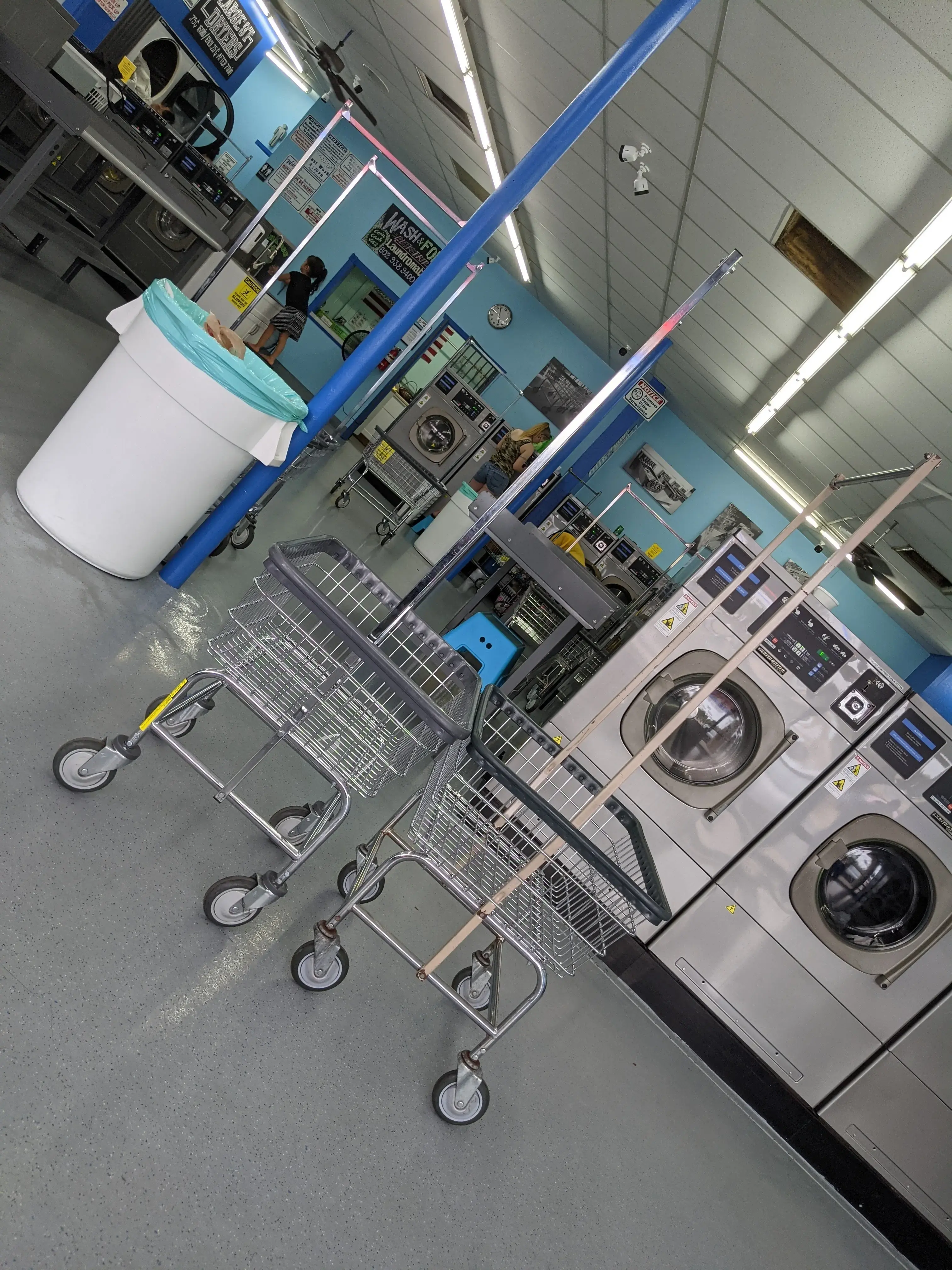 Quik Trip Laundromat - Image 13