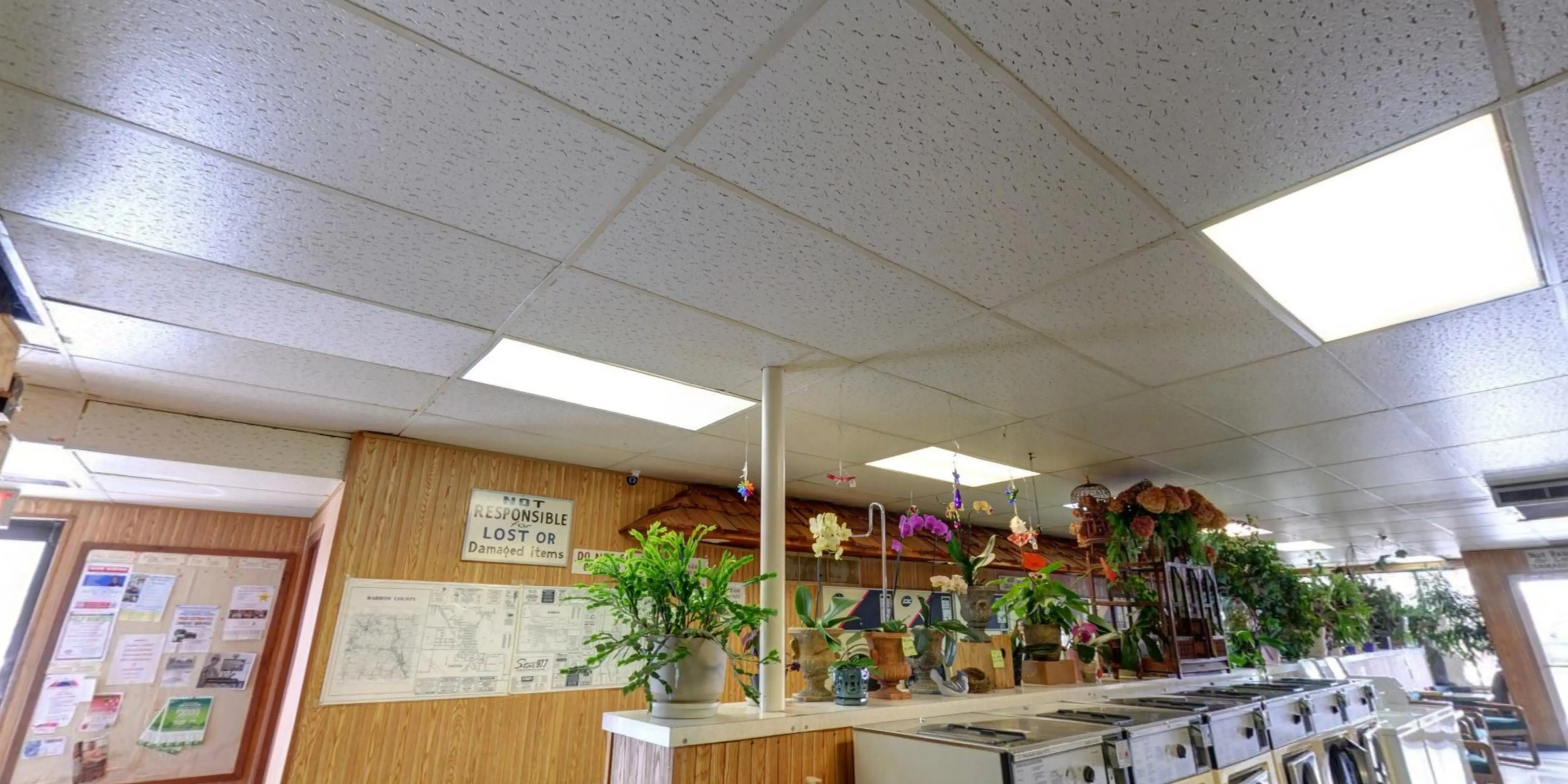 Quik Wash Laundromat - Image 8
