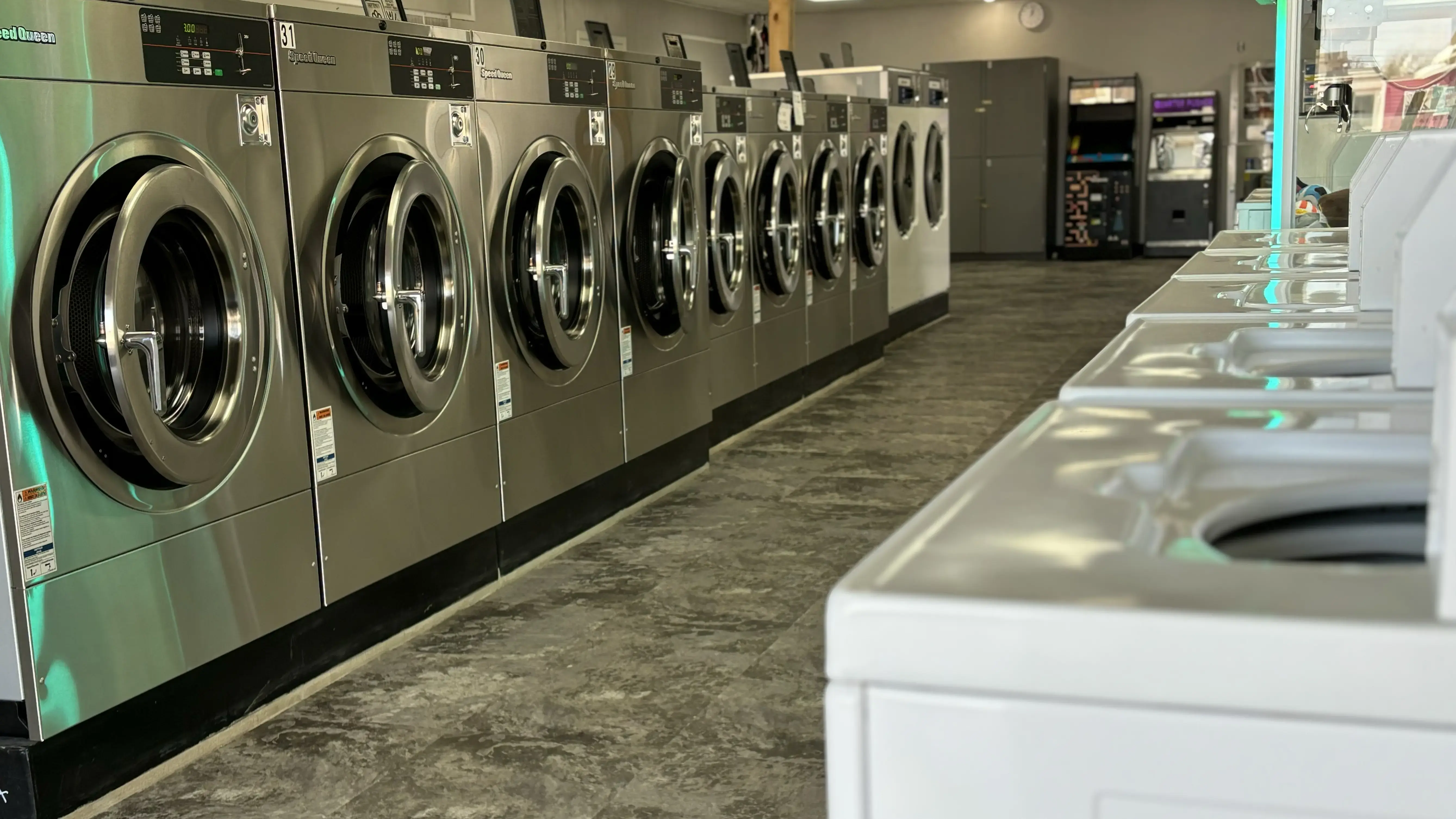 Quik Wash Laundromat - Image 1