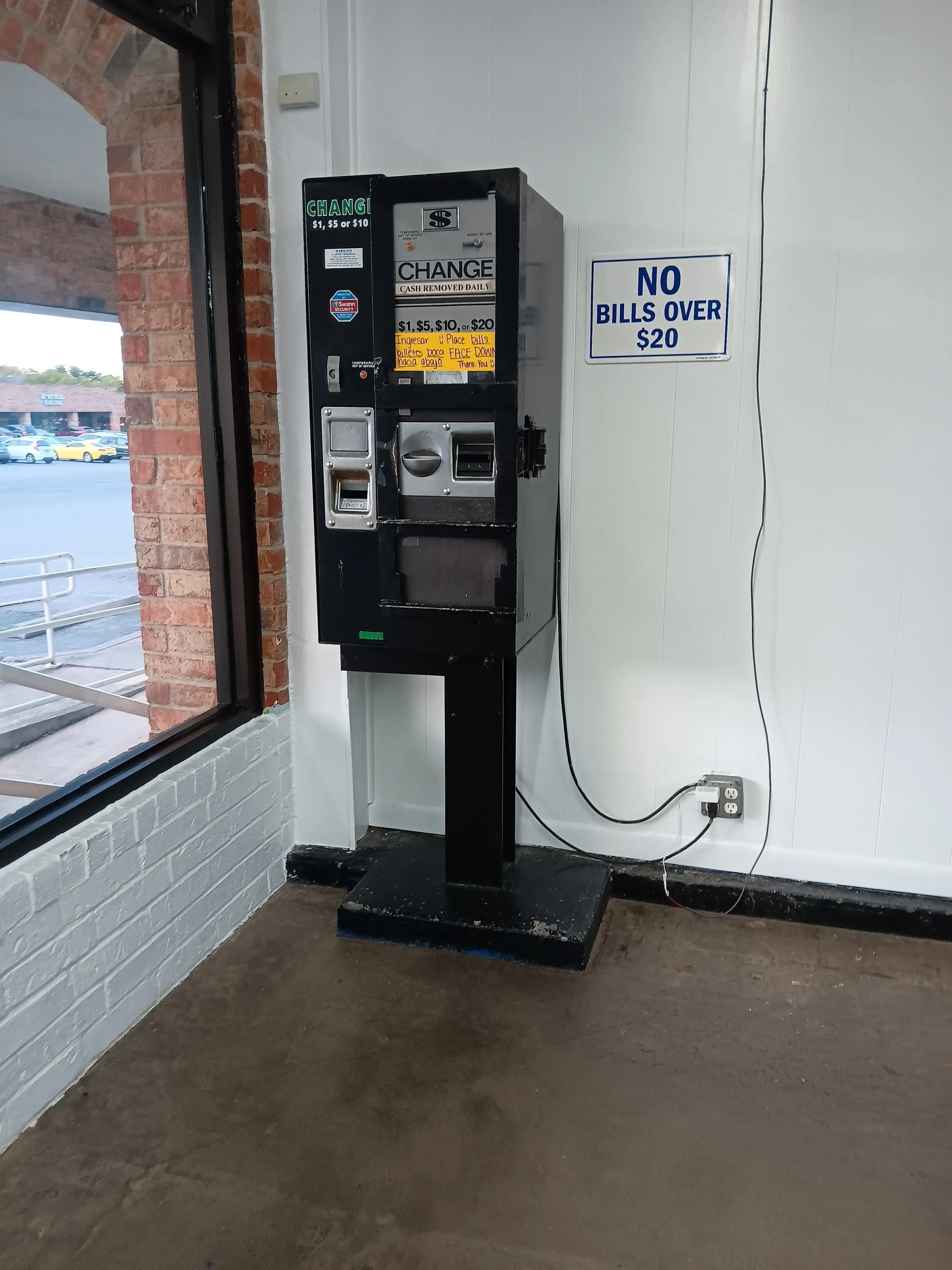 Quik Wash Laundry - Image 9