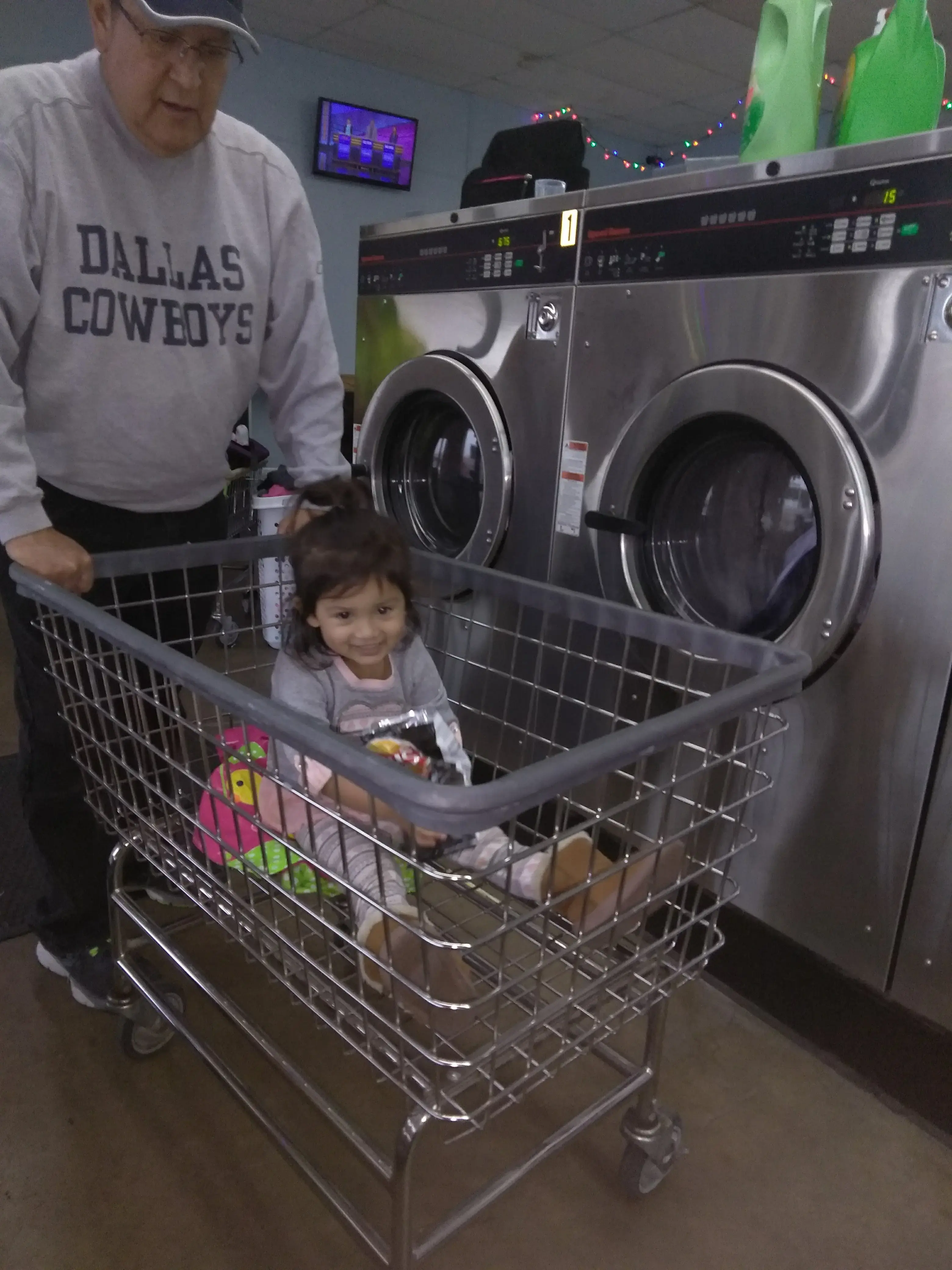 Quik Wash Laundry thumbnail 19