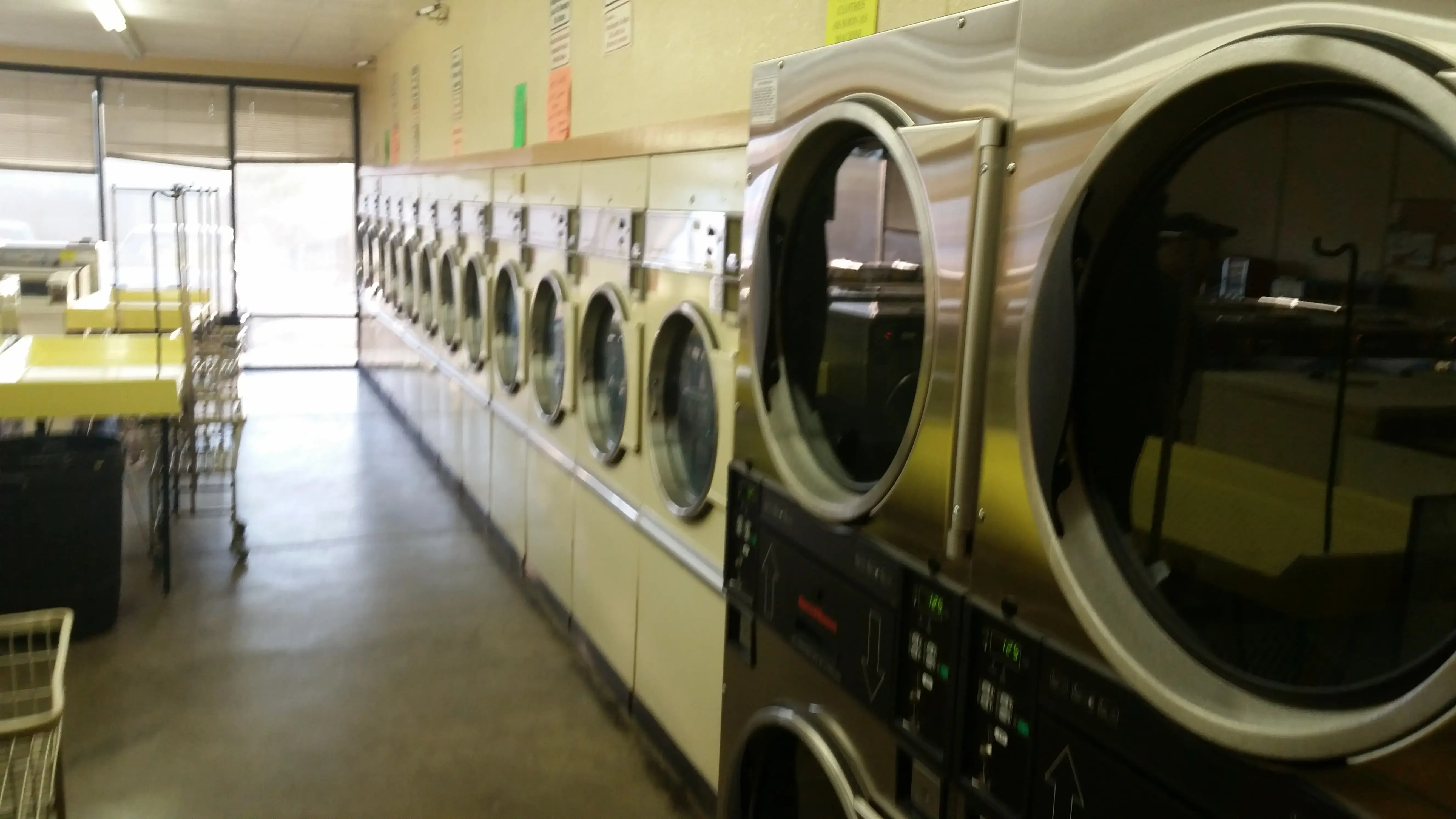 Quik Wash Laundry - Image 6