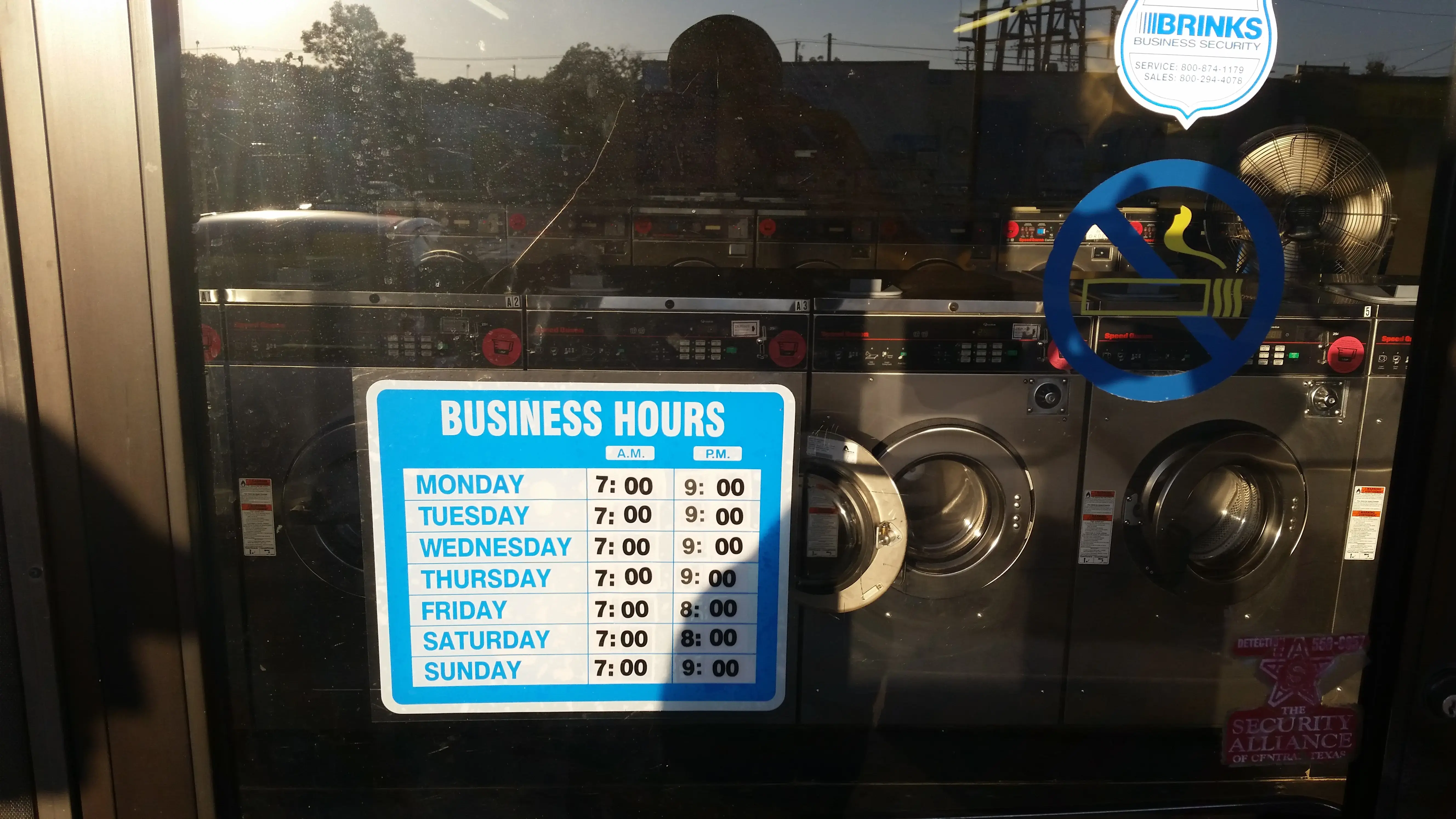 Quik Wash Laundry - Image 7