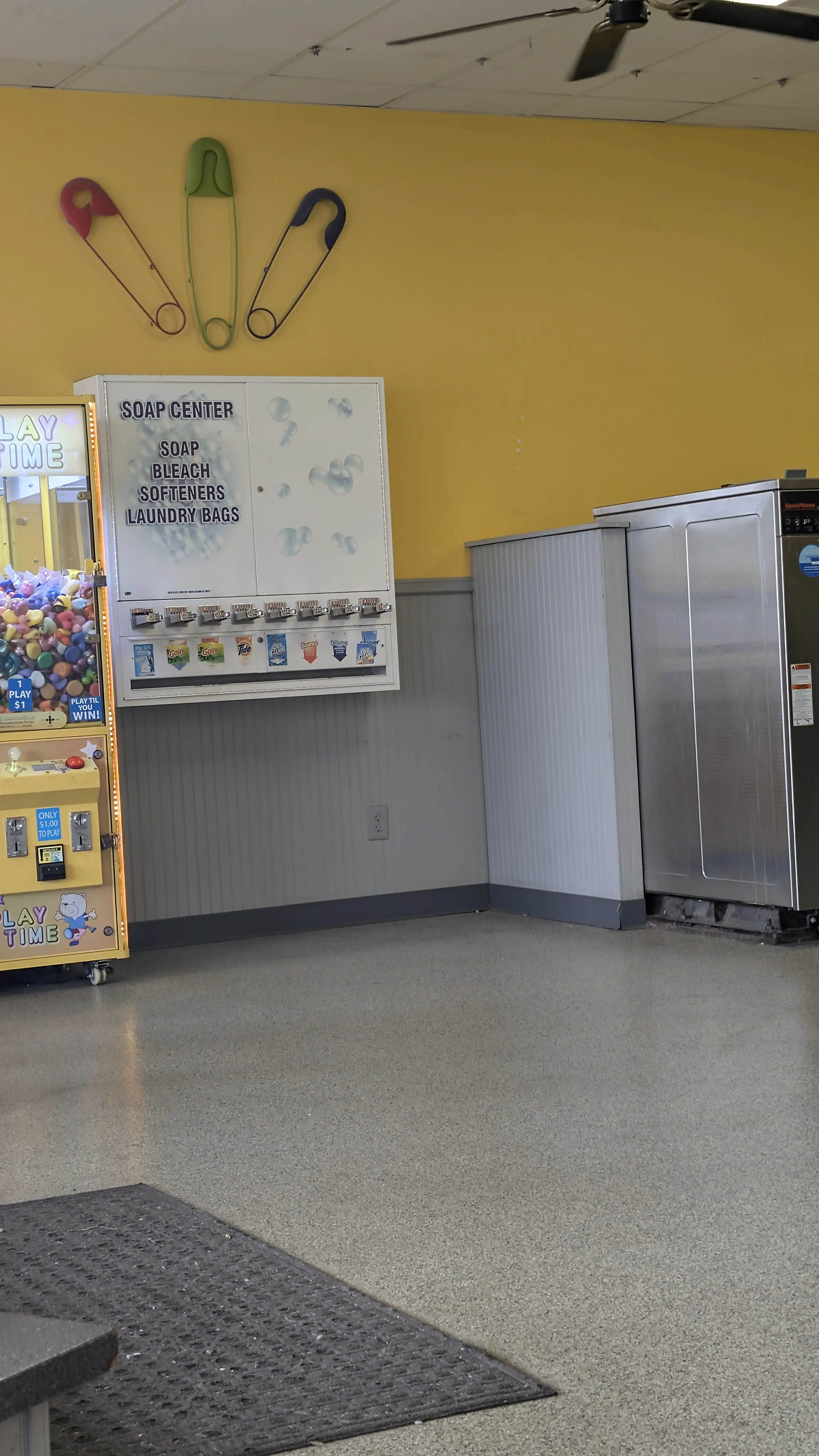 Quik Wash Laundry - Image 16