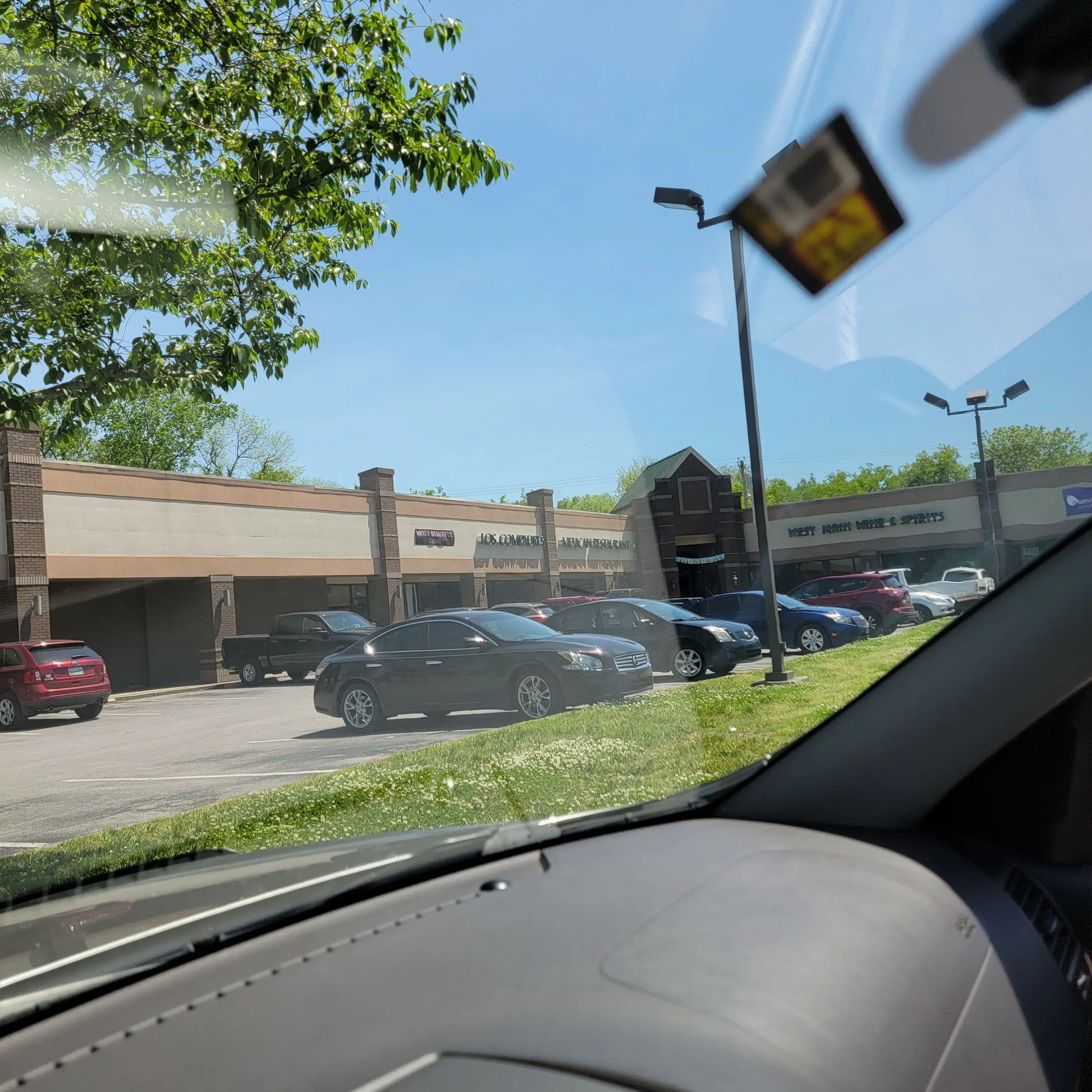 Quik Wash Laundry - Image 17