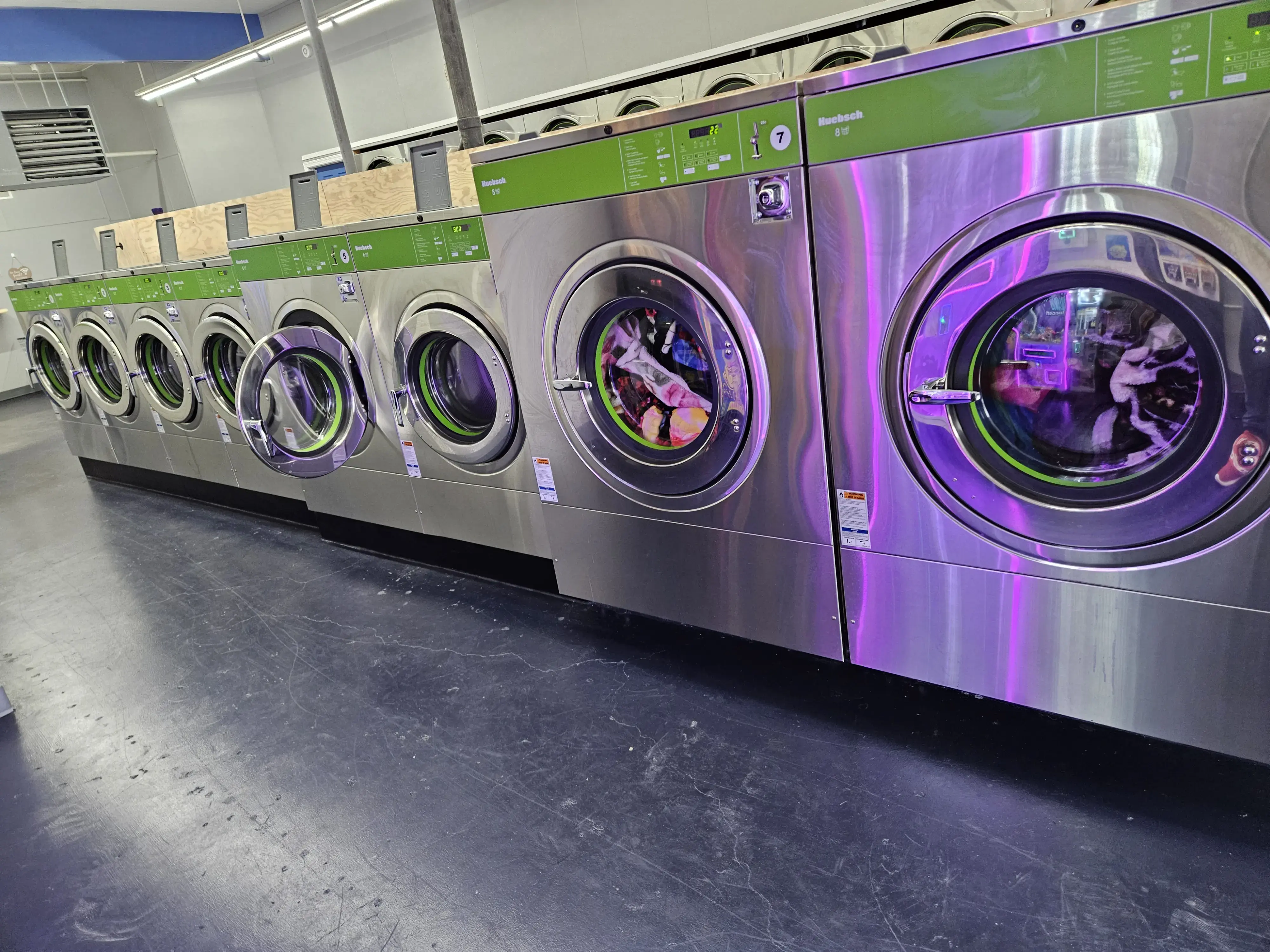 Quite Clean Laundry thumbnail 3