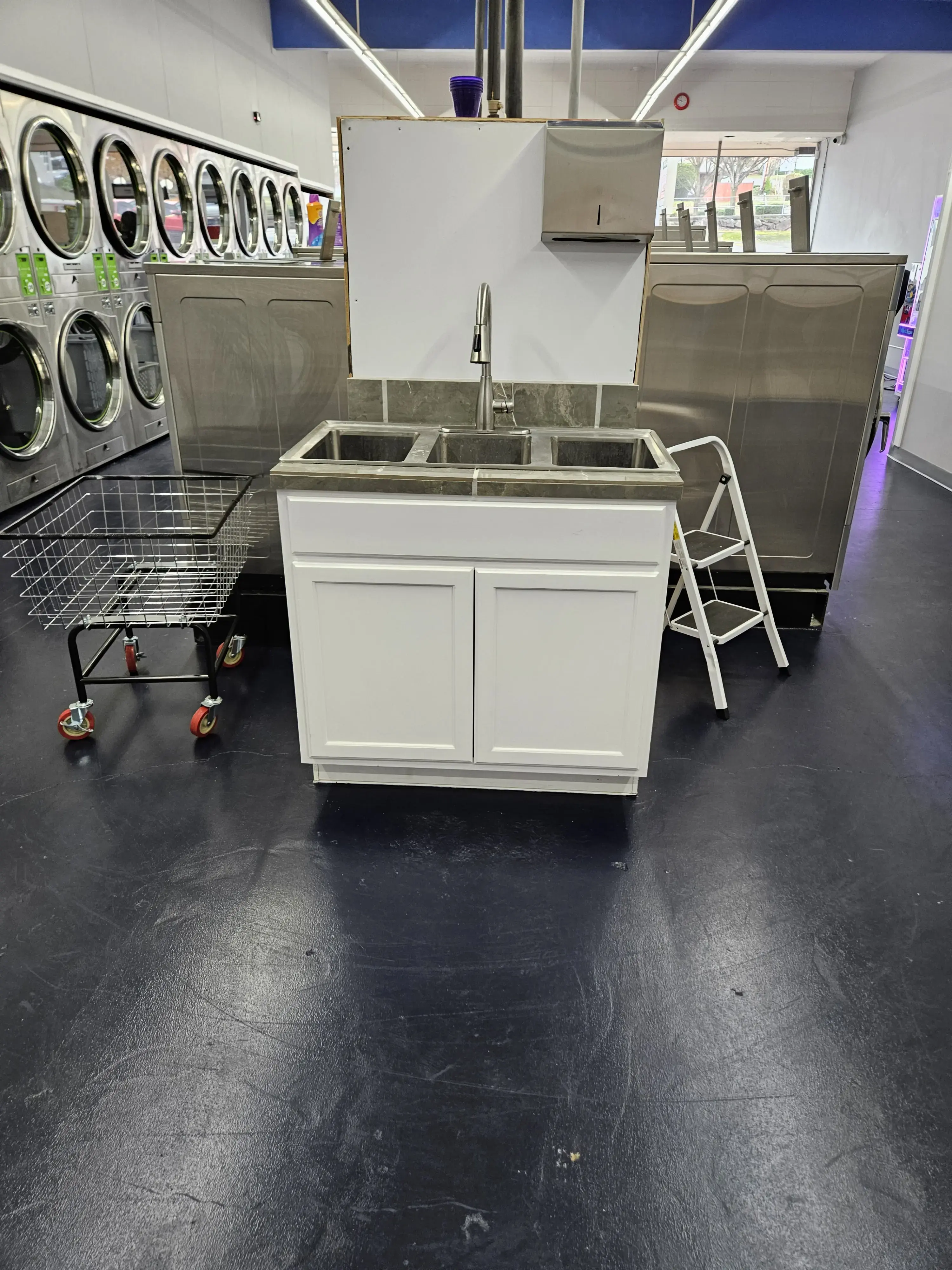 Quite Clean Laundry thumbnail 12