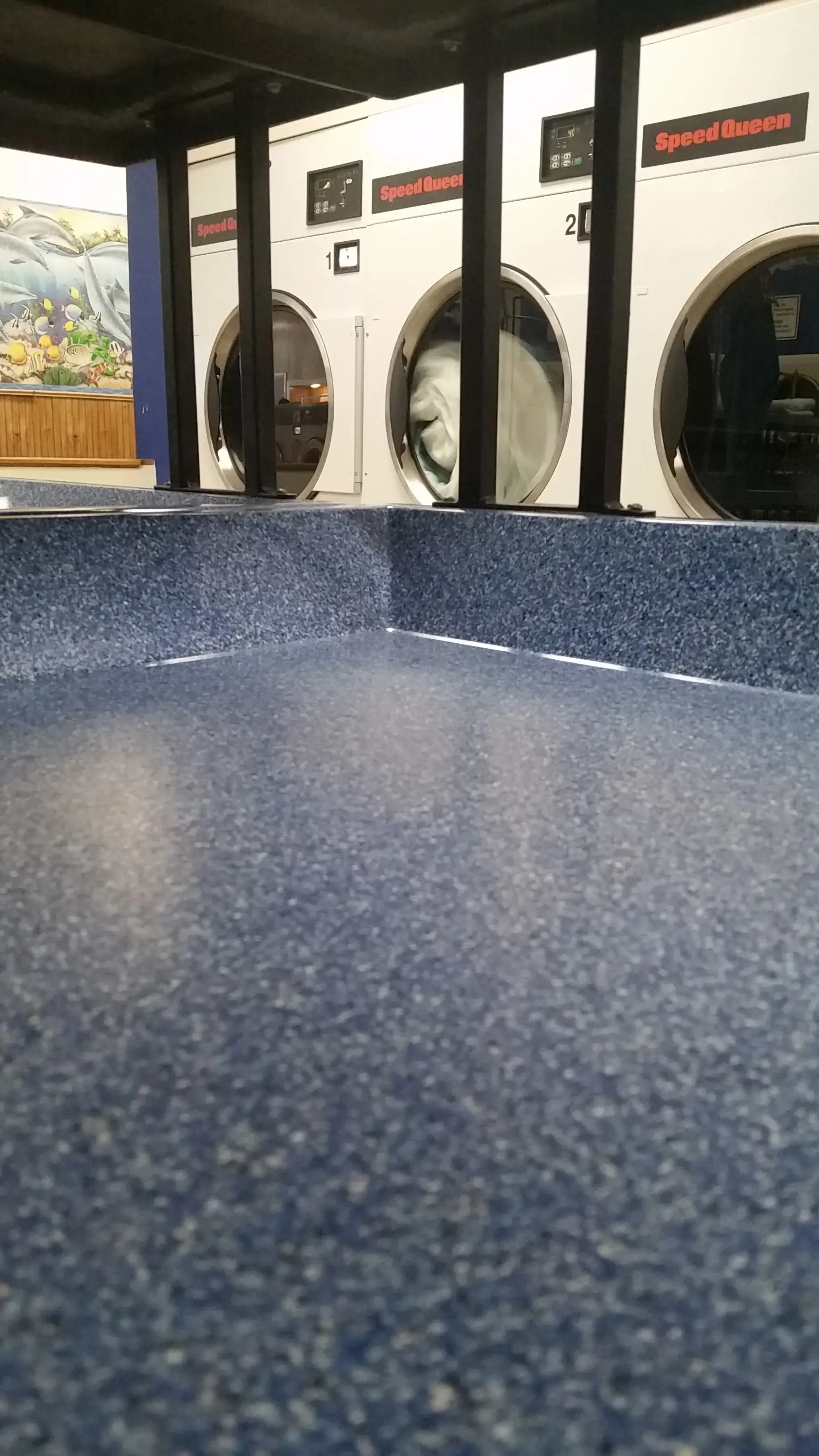 Qwik Wash Laundromat thumbnail 13