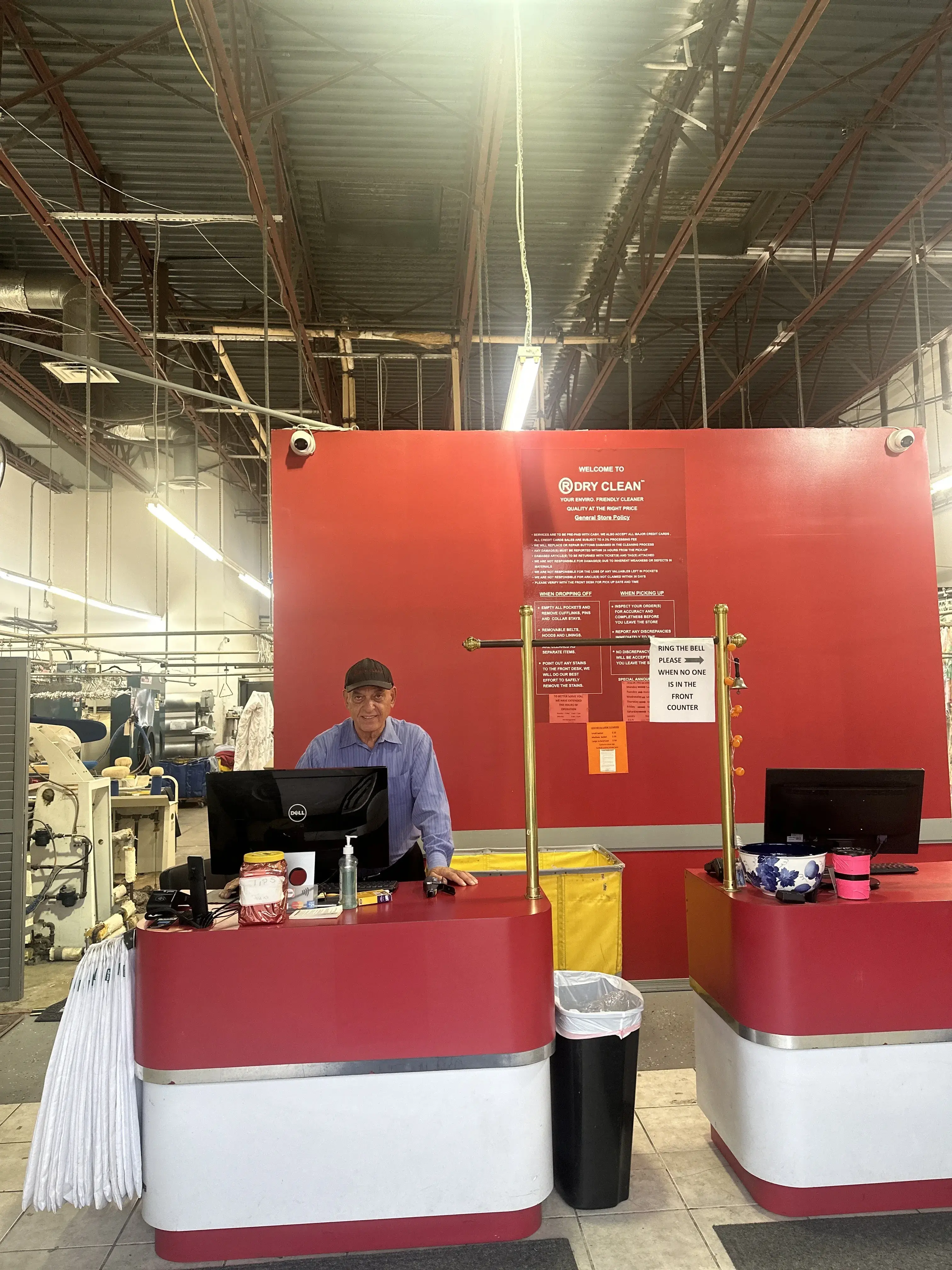 R Dry Clean location