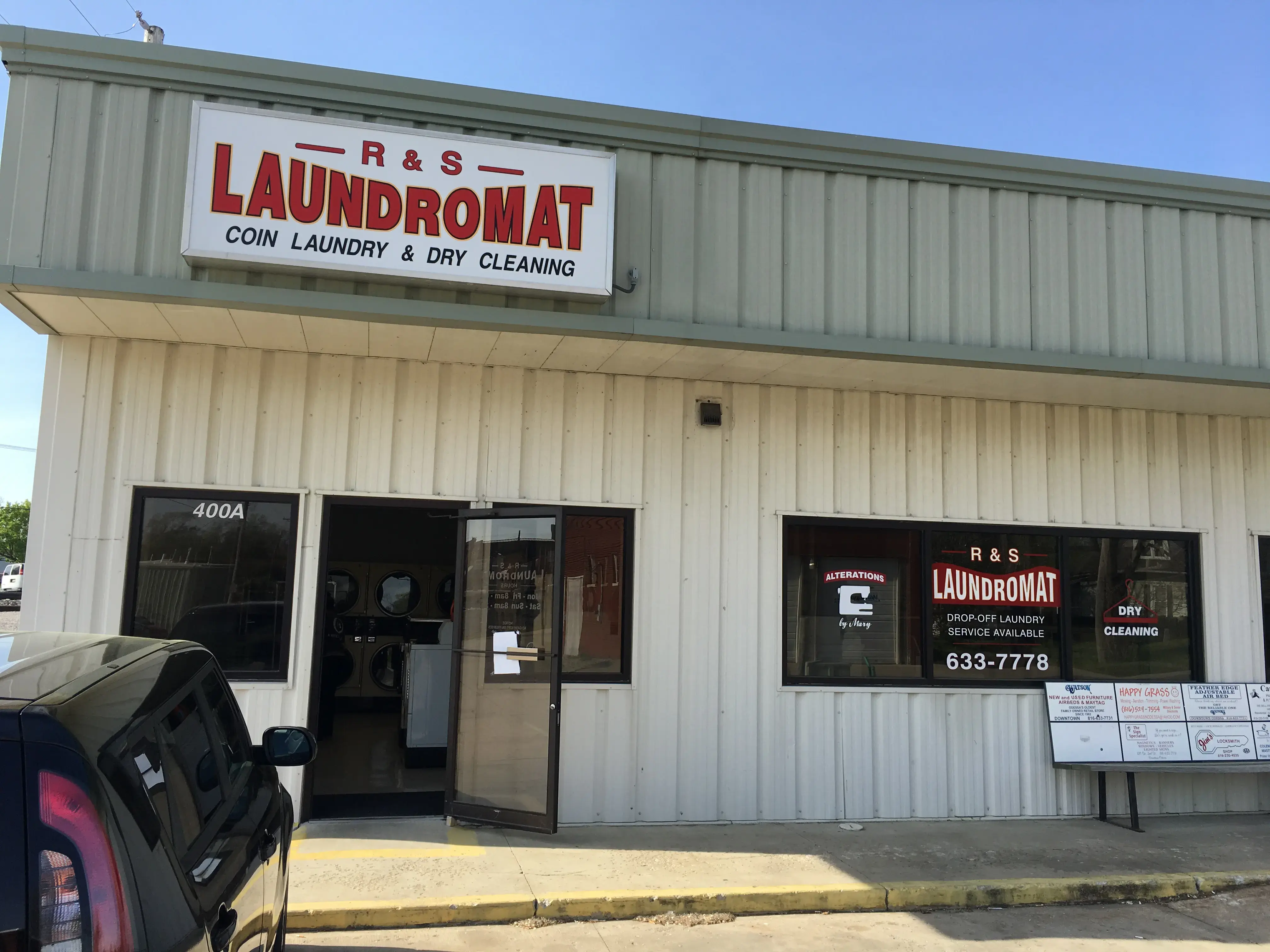 R & S Mini Storage & Laundromat thumbnail 3