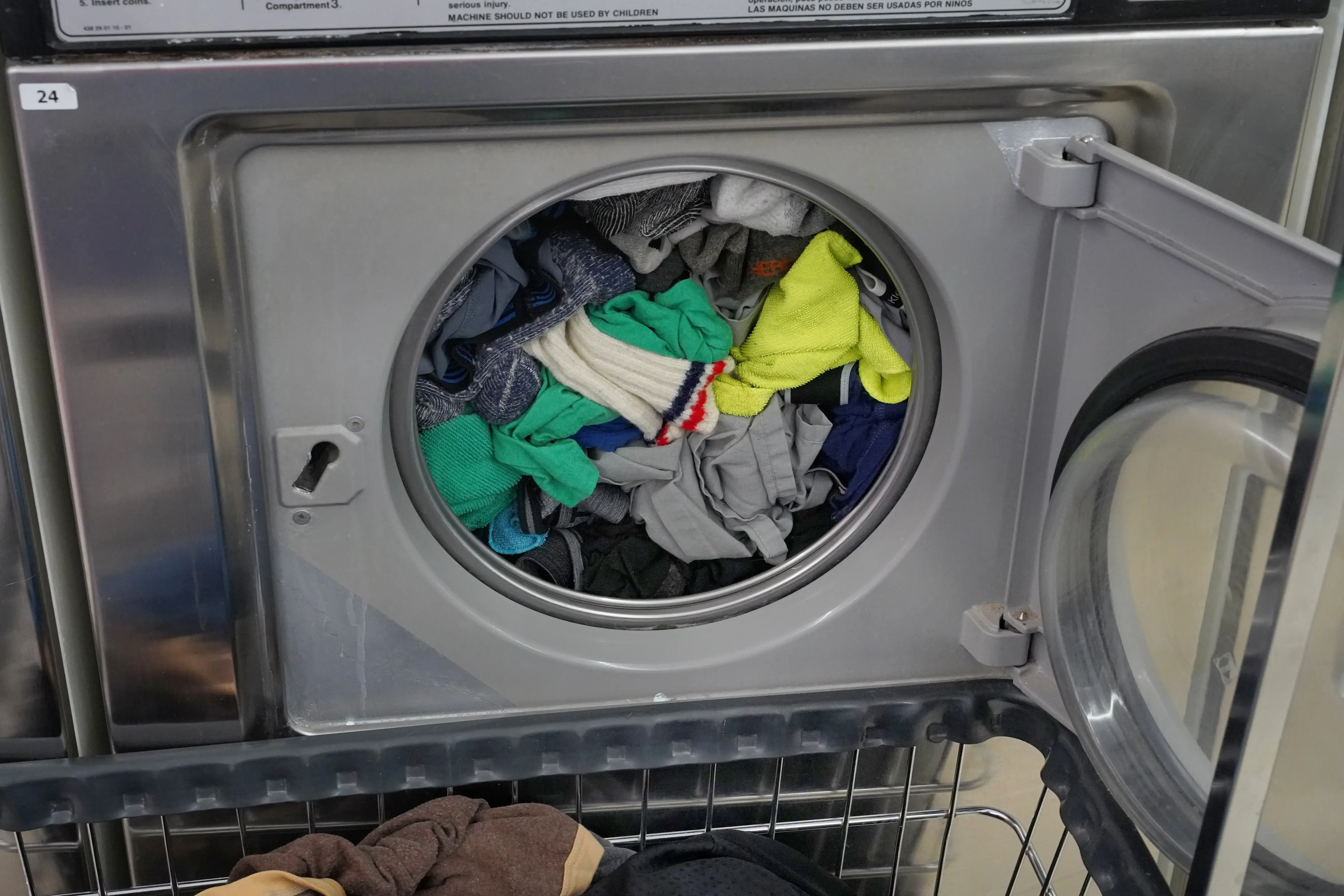 R7 Laundry thumbnail 5