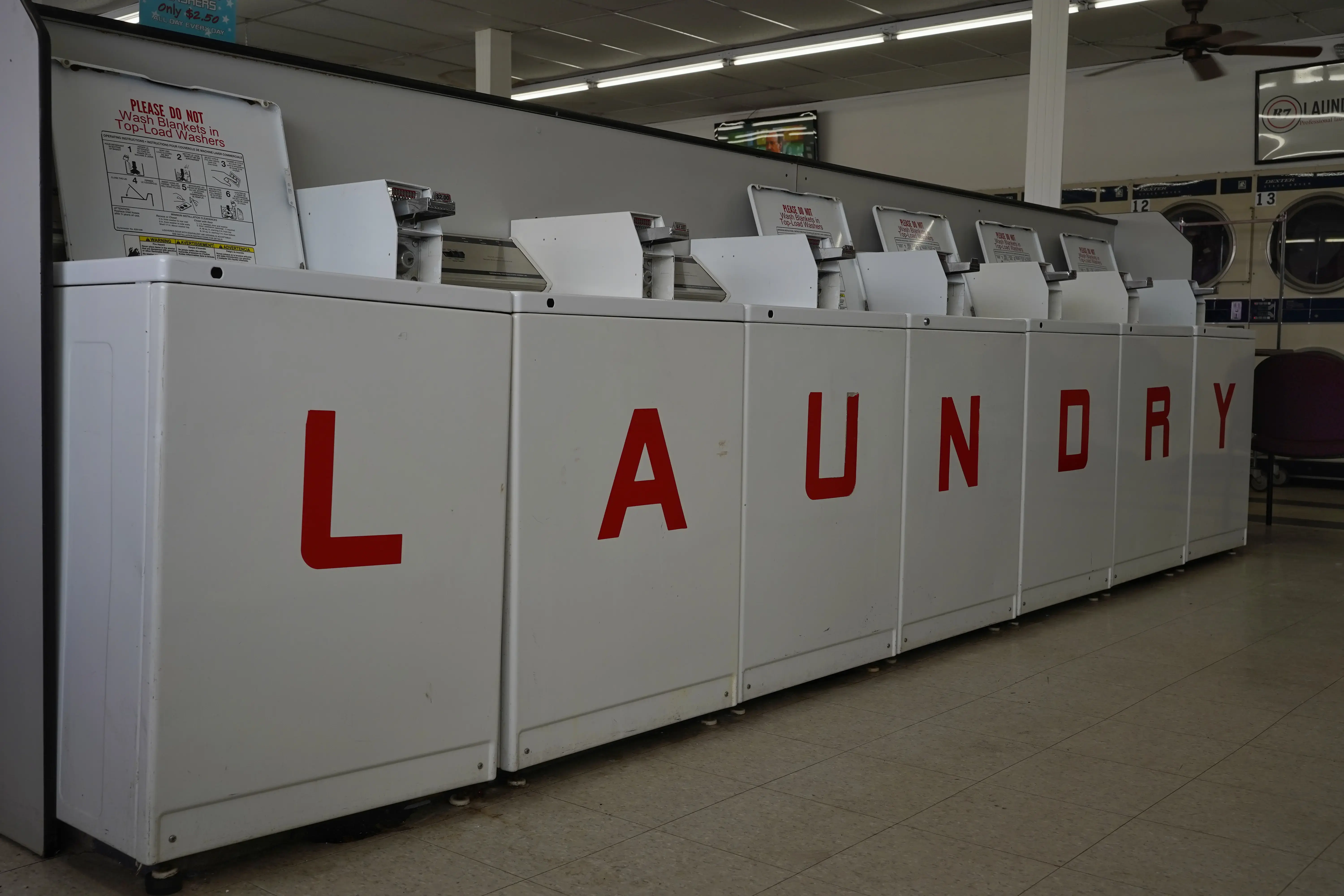 R7 Laundry - Image 13