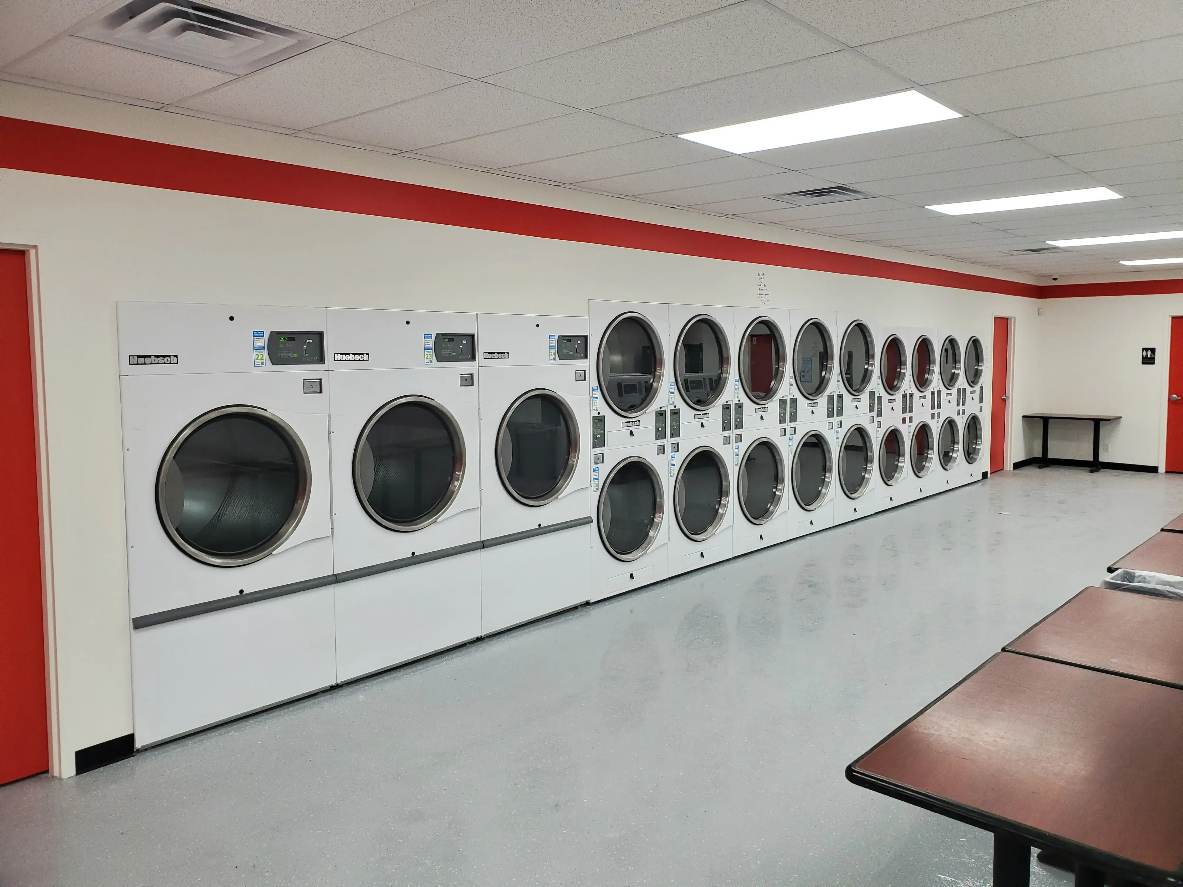 R7 Laundry - Image 2