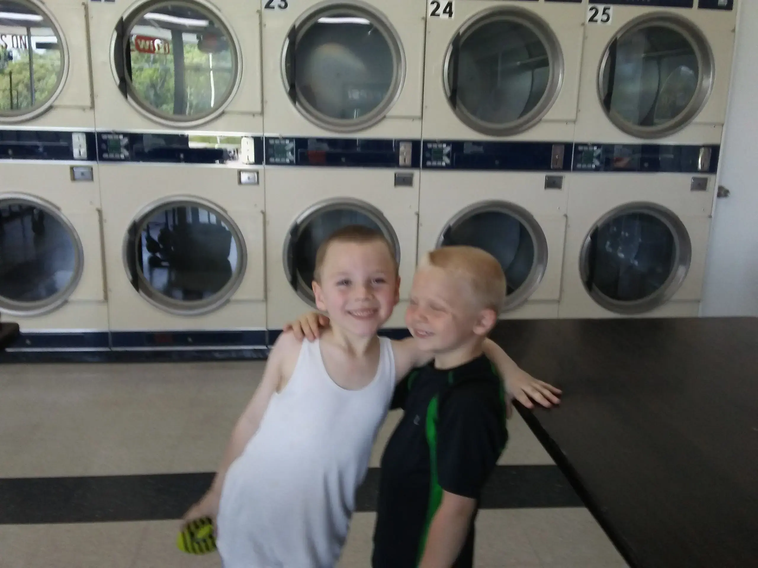 R7 Laundry - Image 16