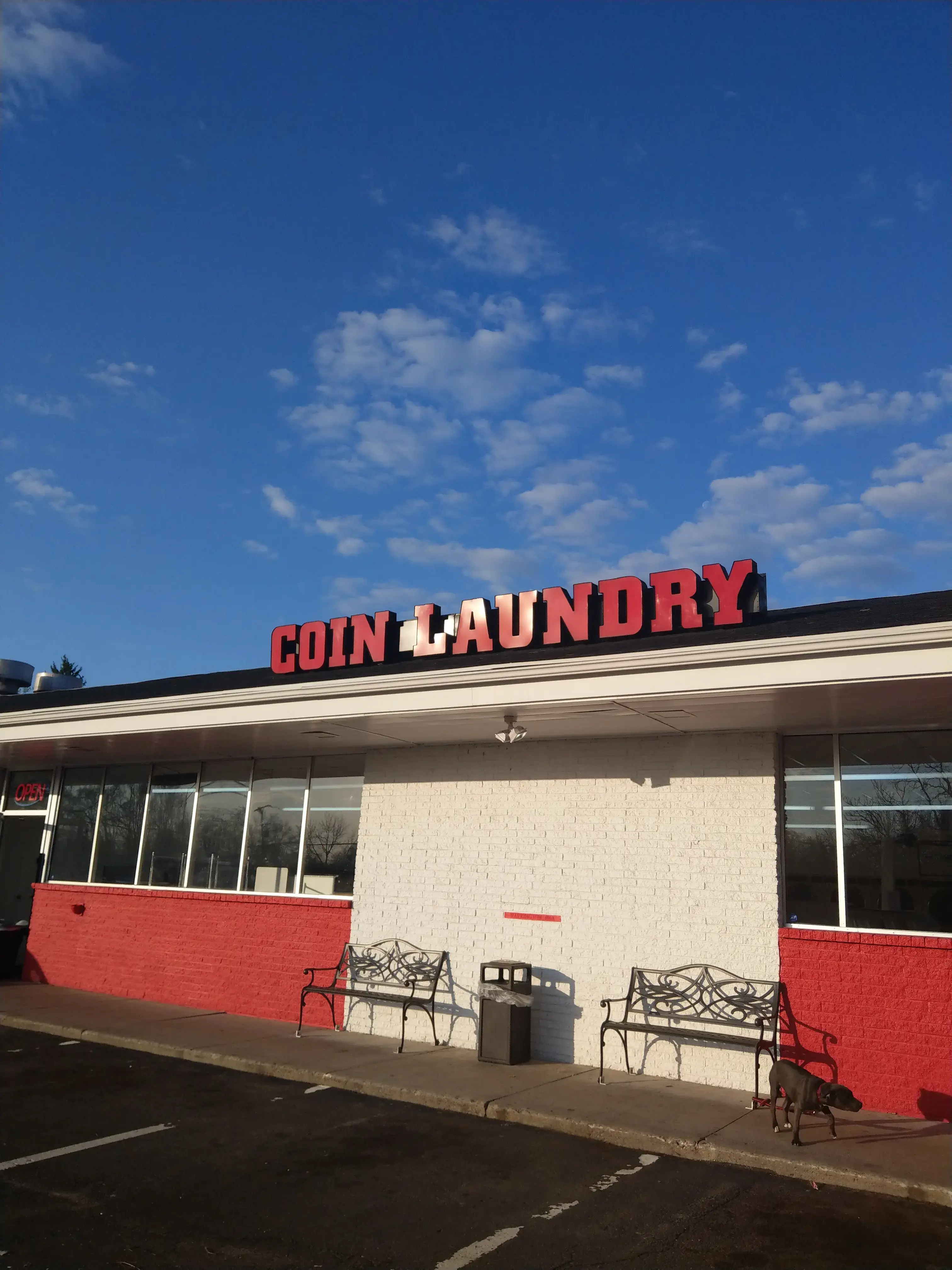 R7 Laundry thumbnail 6