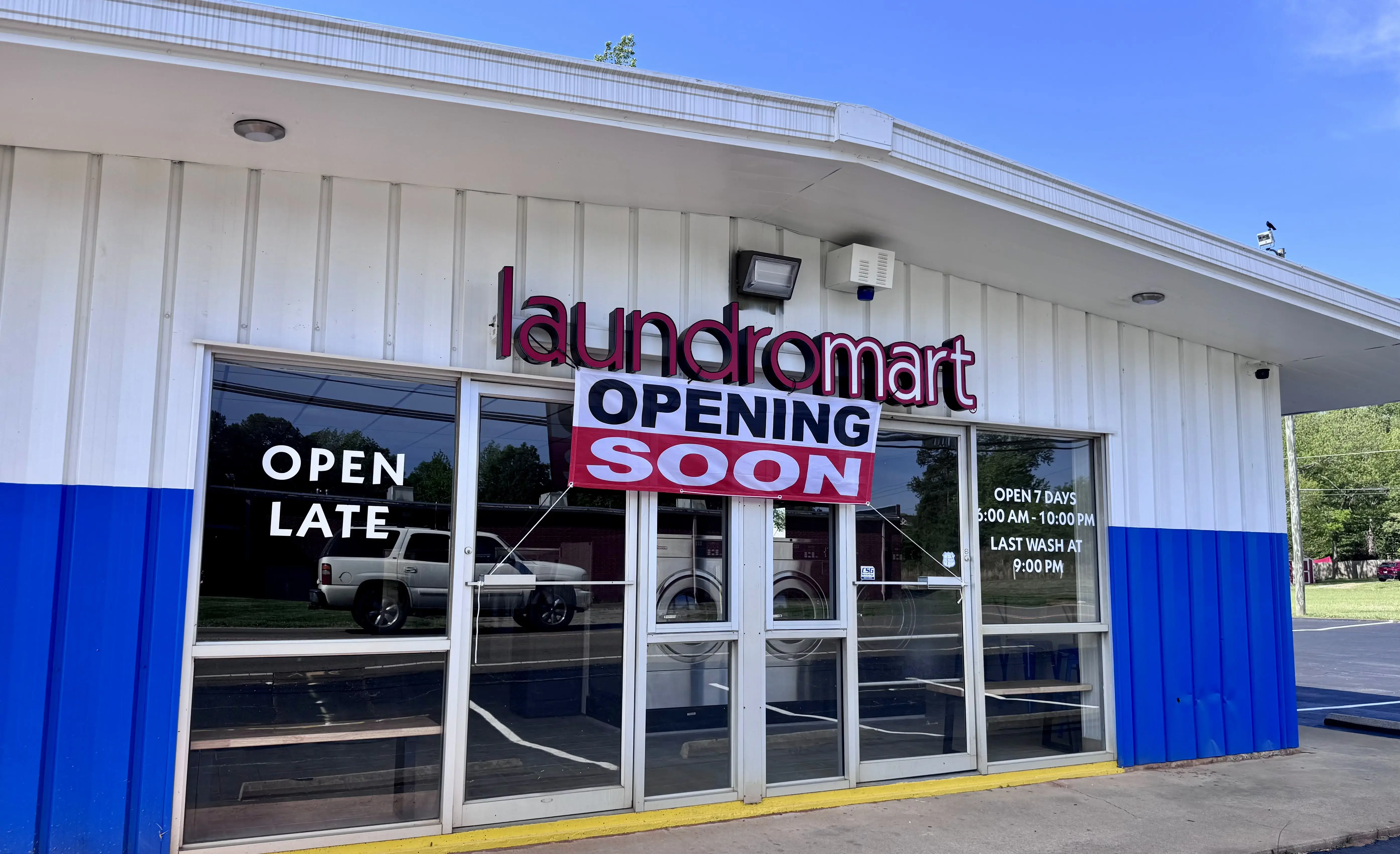 Race City Laundromart thumbnail 10