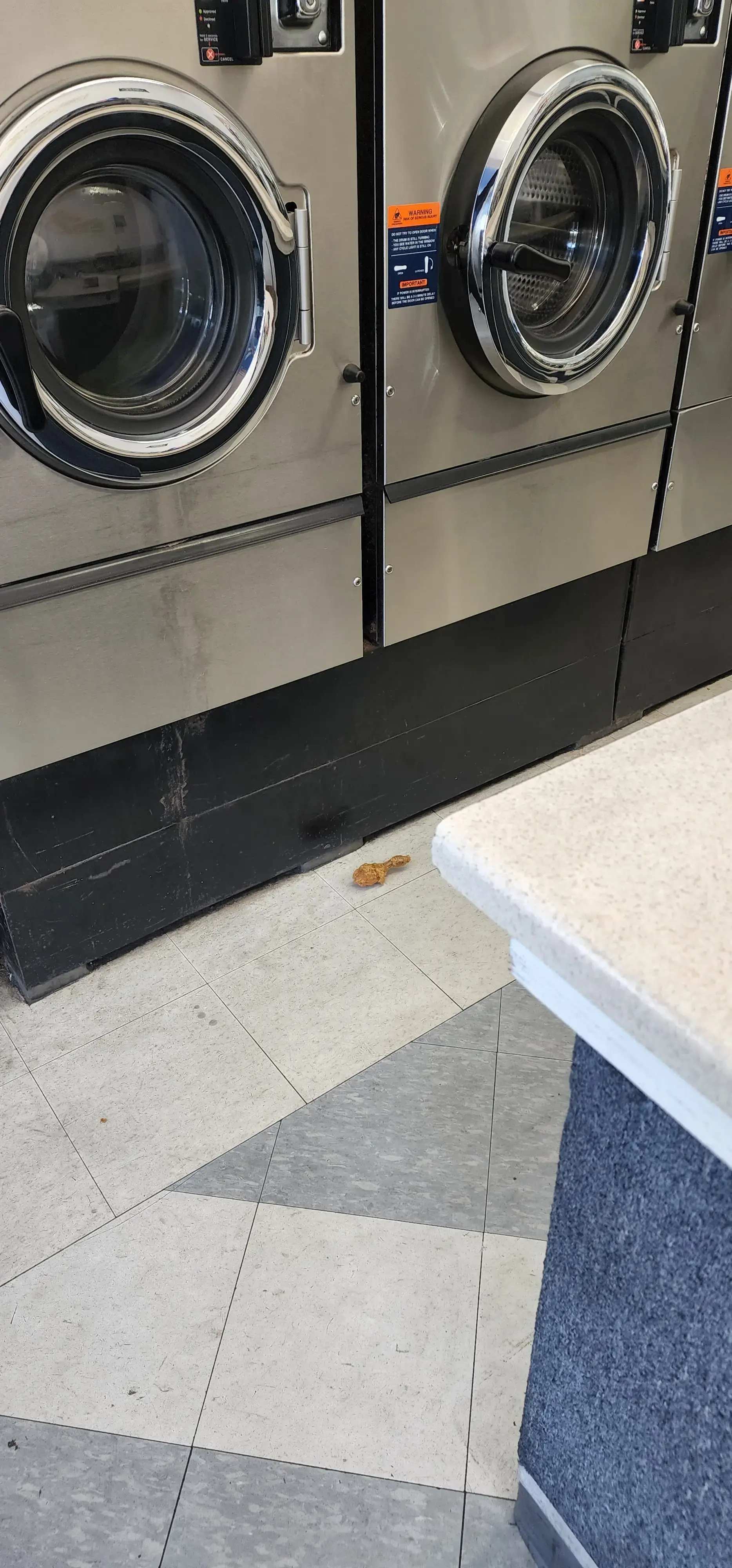 RAG's Coin Laundry thumbnail 18