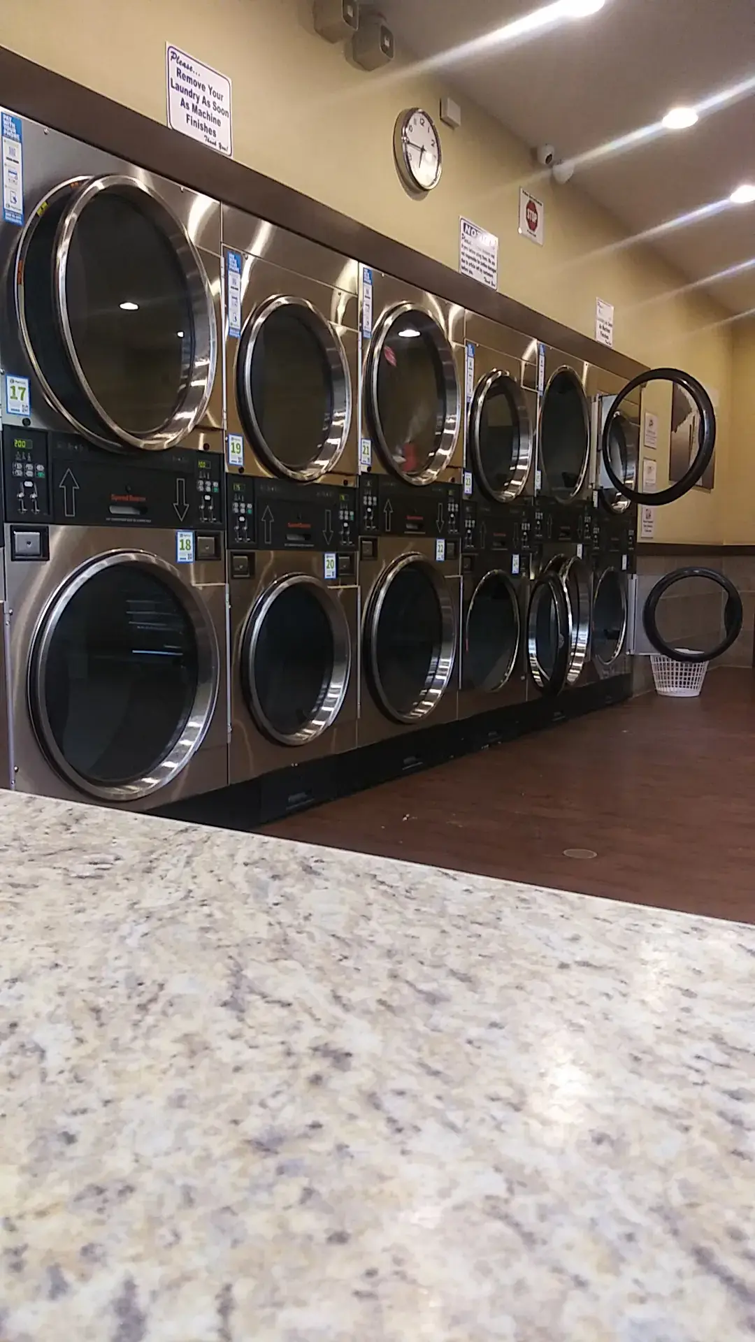 Rain City Laundry thumbnail 18