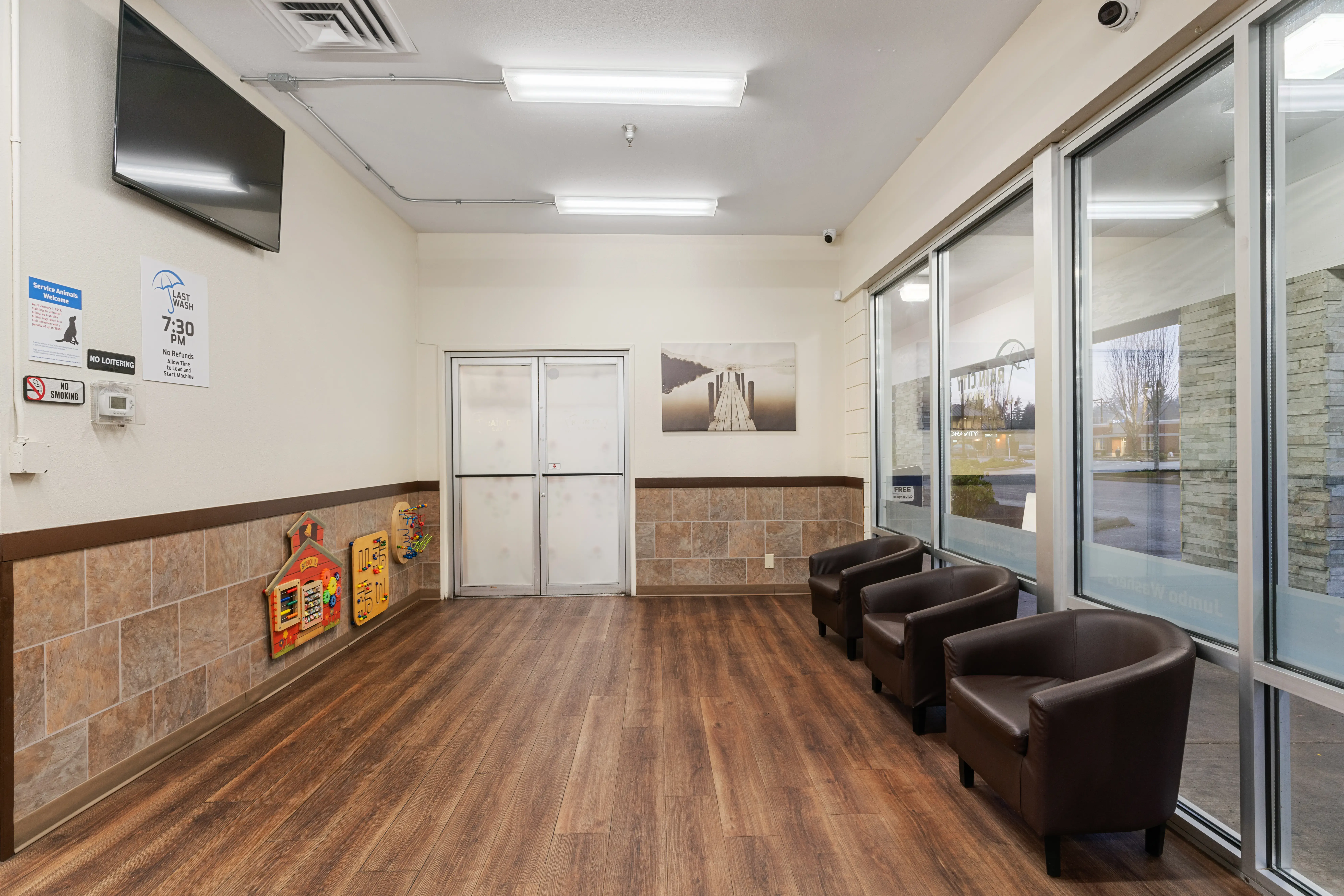 Rain City Laundry - Image 4